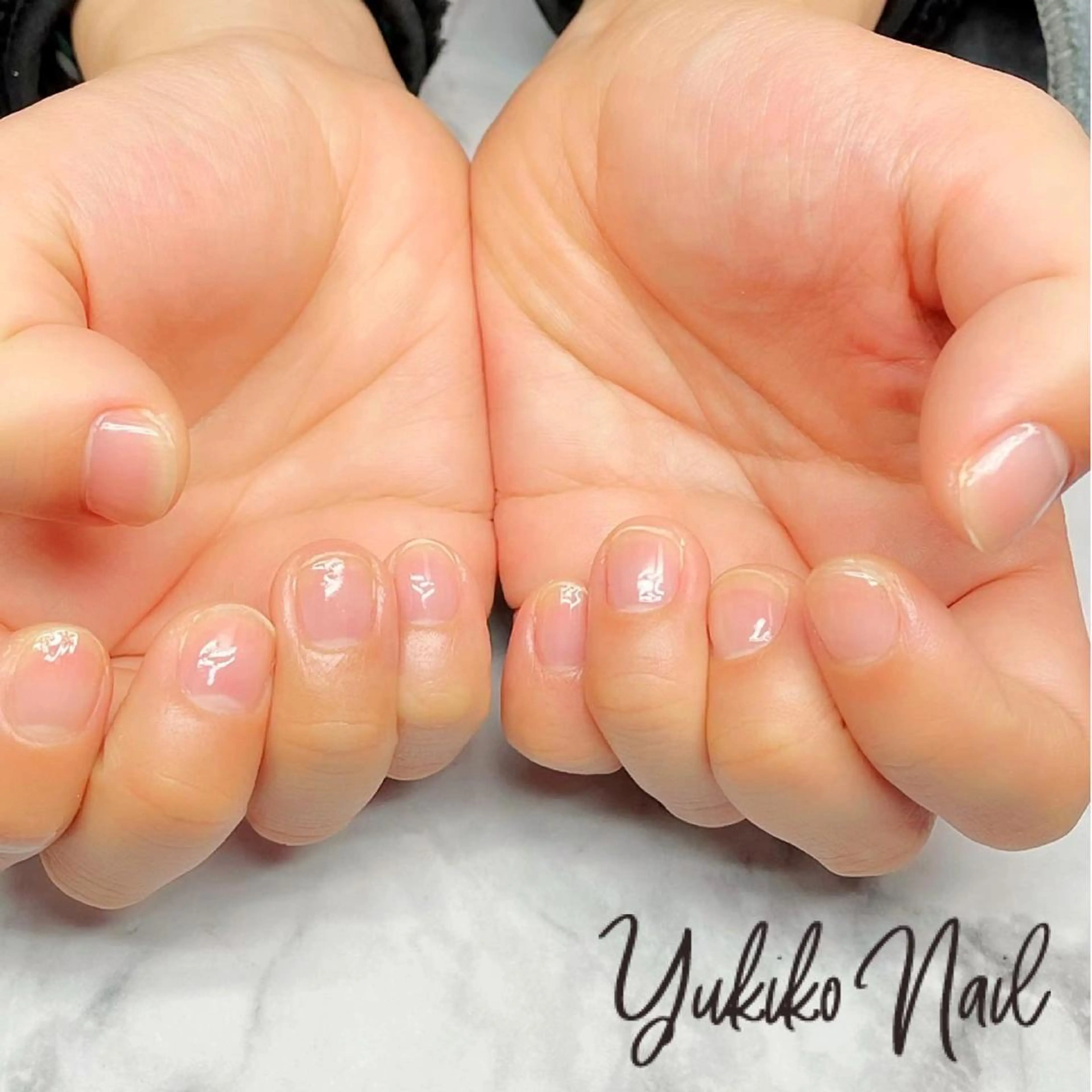 ネイル クリアネイル ワンカラーネイル ハンドネイル ユキコ ネイルのネイルデザイン