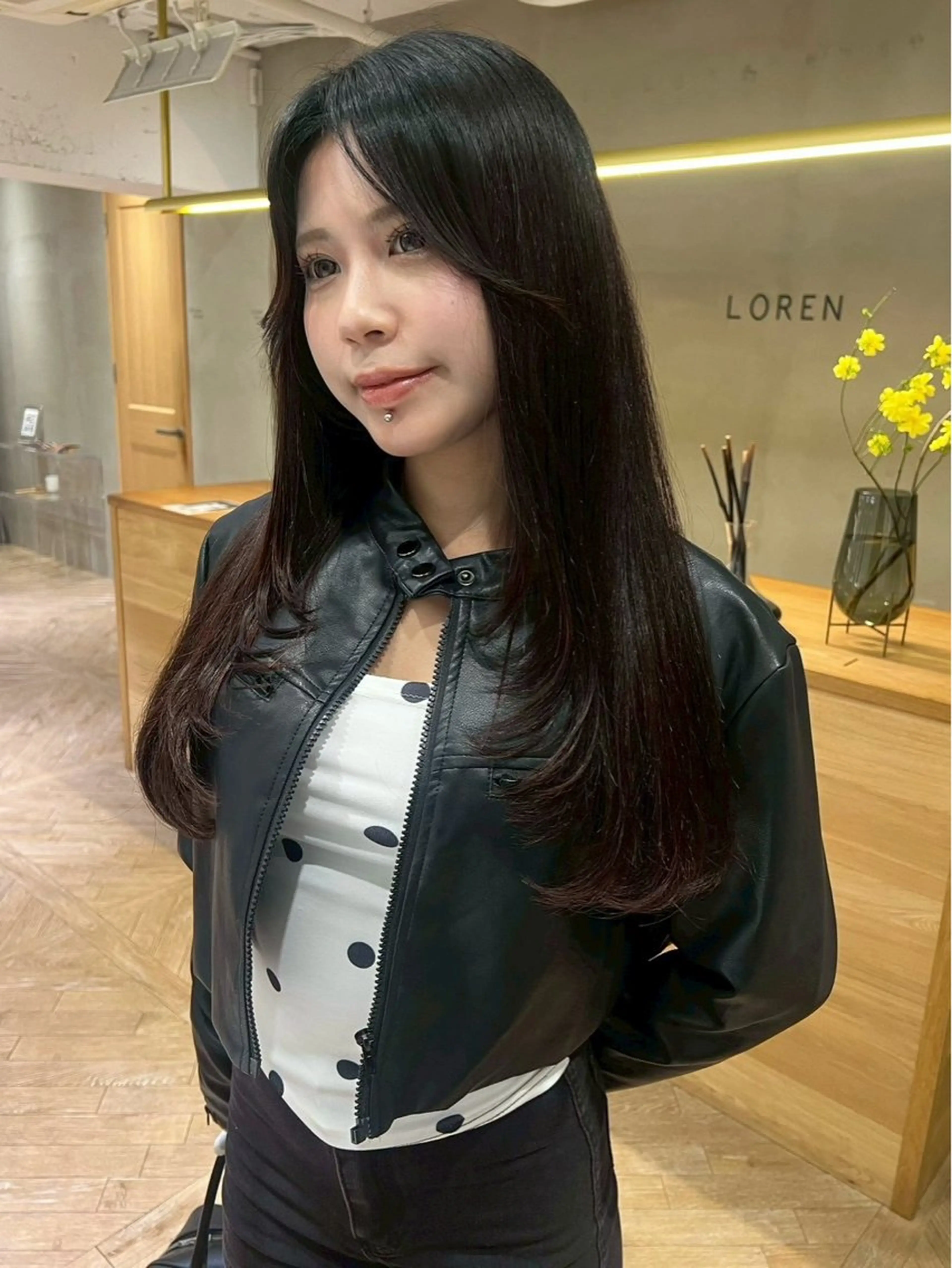 ロング カラー 透明感カラー ヘアカラー カラーモデル🧤 いろはのヘアスタイル