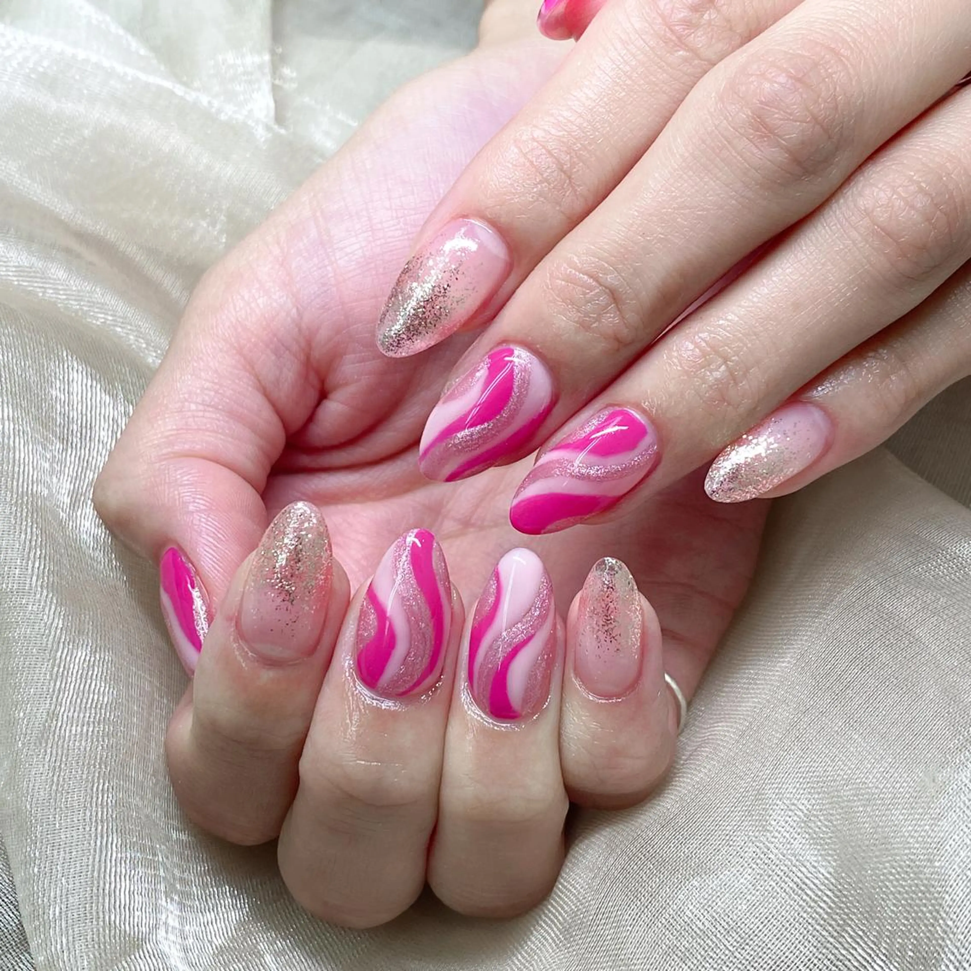 ネイル ハンドネイル リ サのネイルデザイン