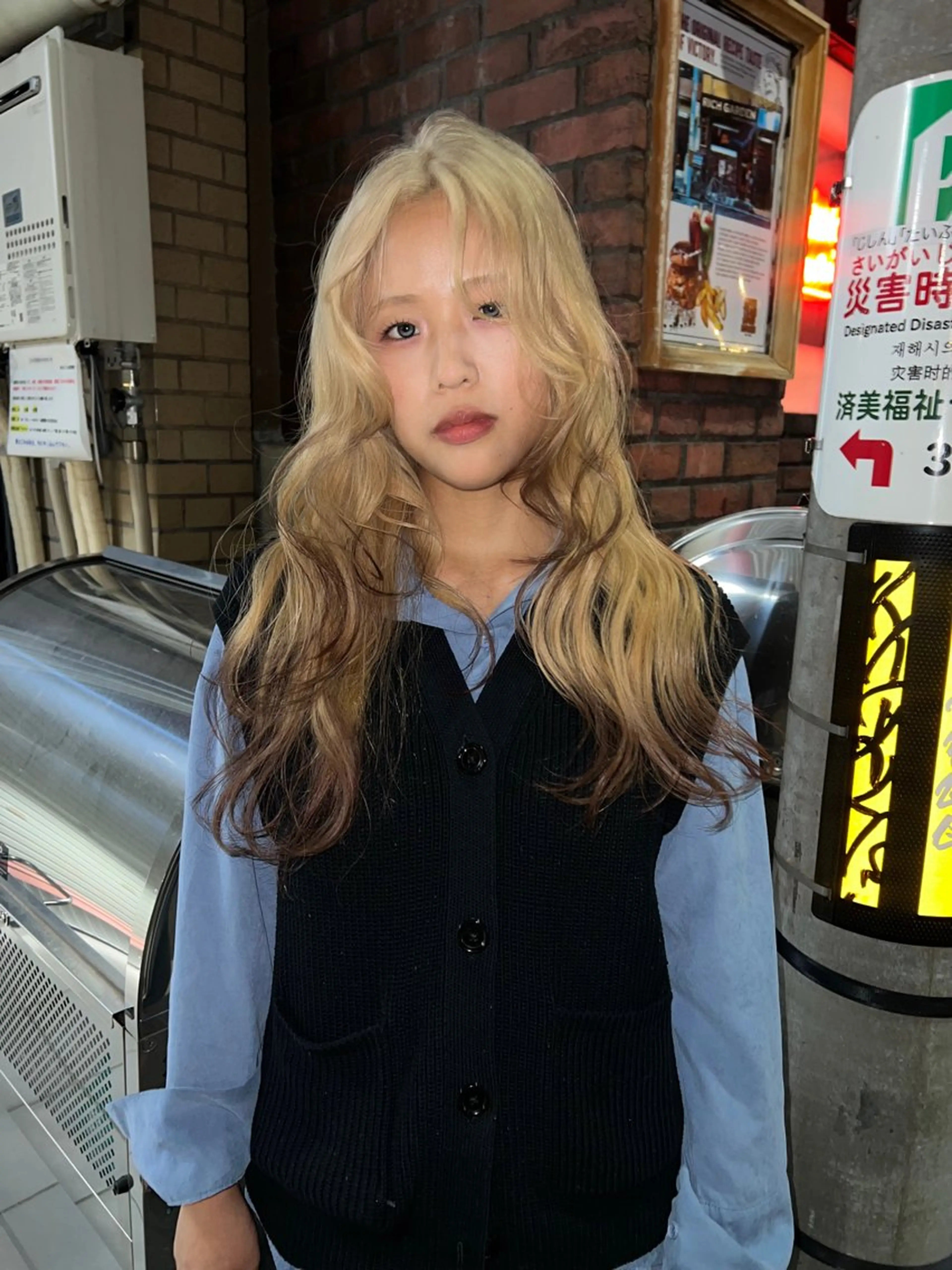 ロング カット ヘアカラー トリートメント 室屋 鈴音のヘアスタイル