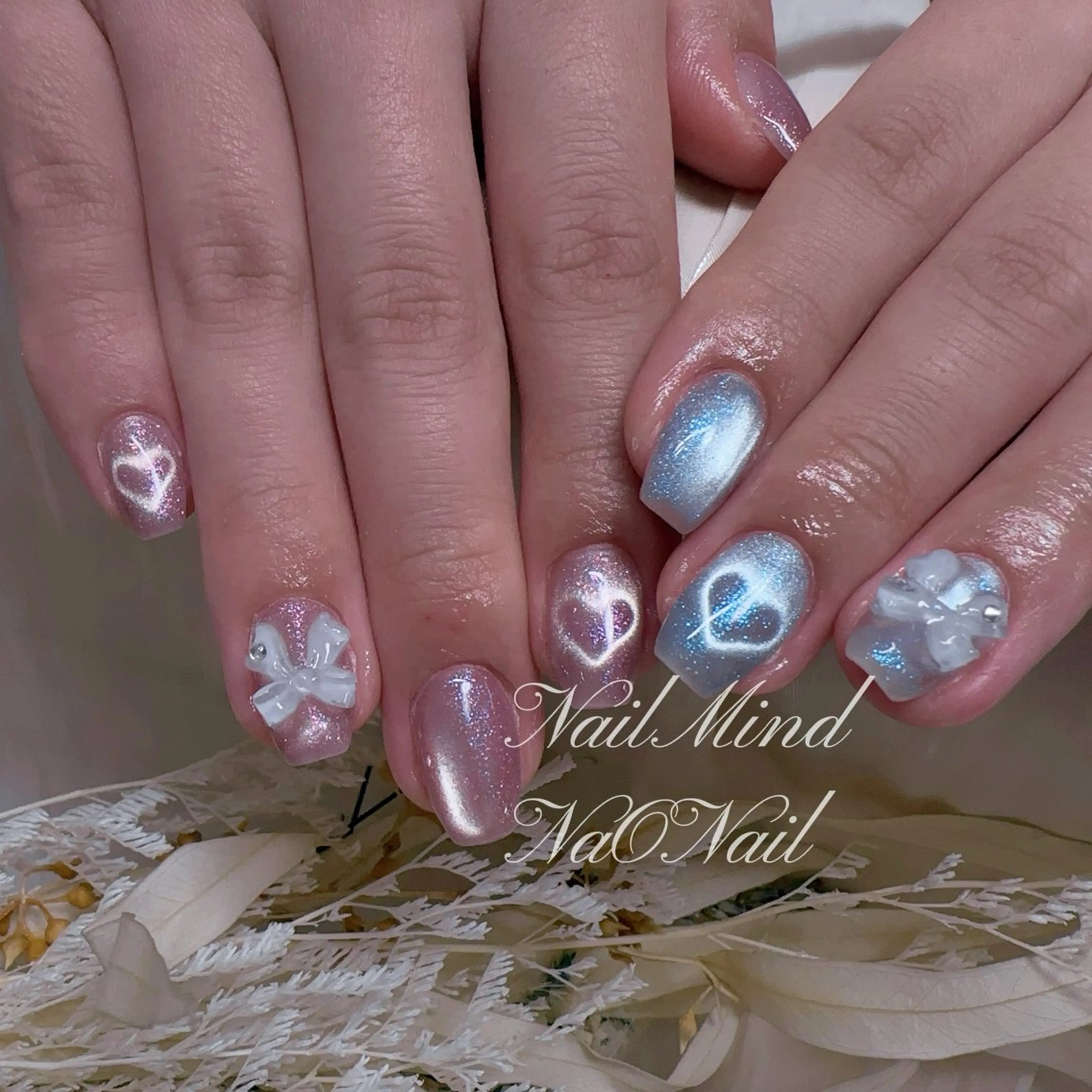 マグネットネイル(2色可)+パーツ2個付き【初回&自店オフ無料】 💗 パラジェル変更可能💎オフありの写真