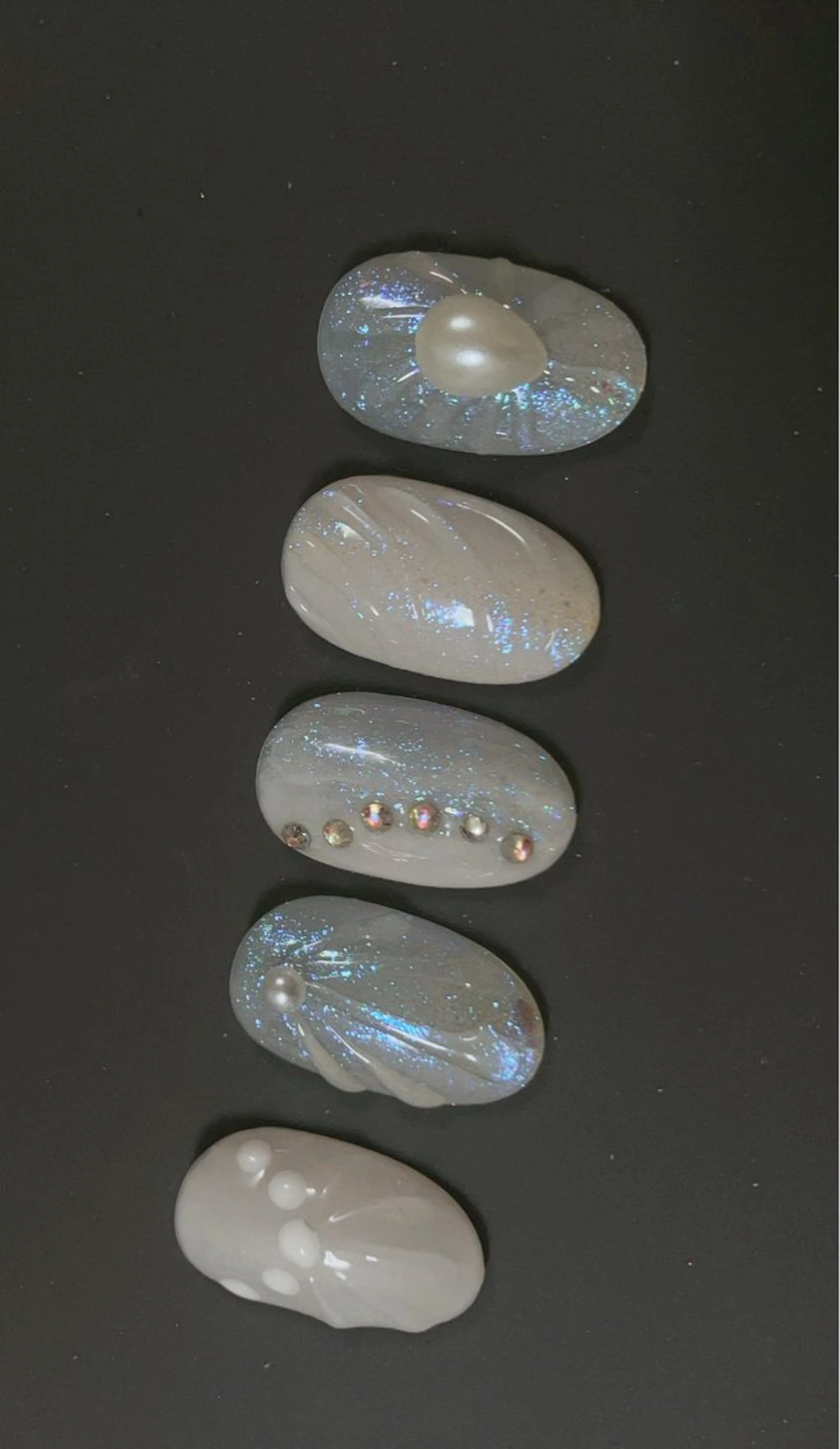 ネイル 高木 維麗絲のネイルデザイン