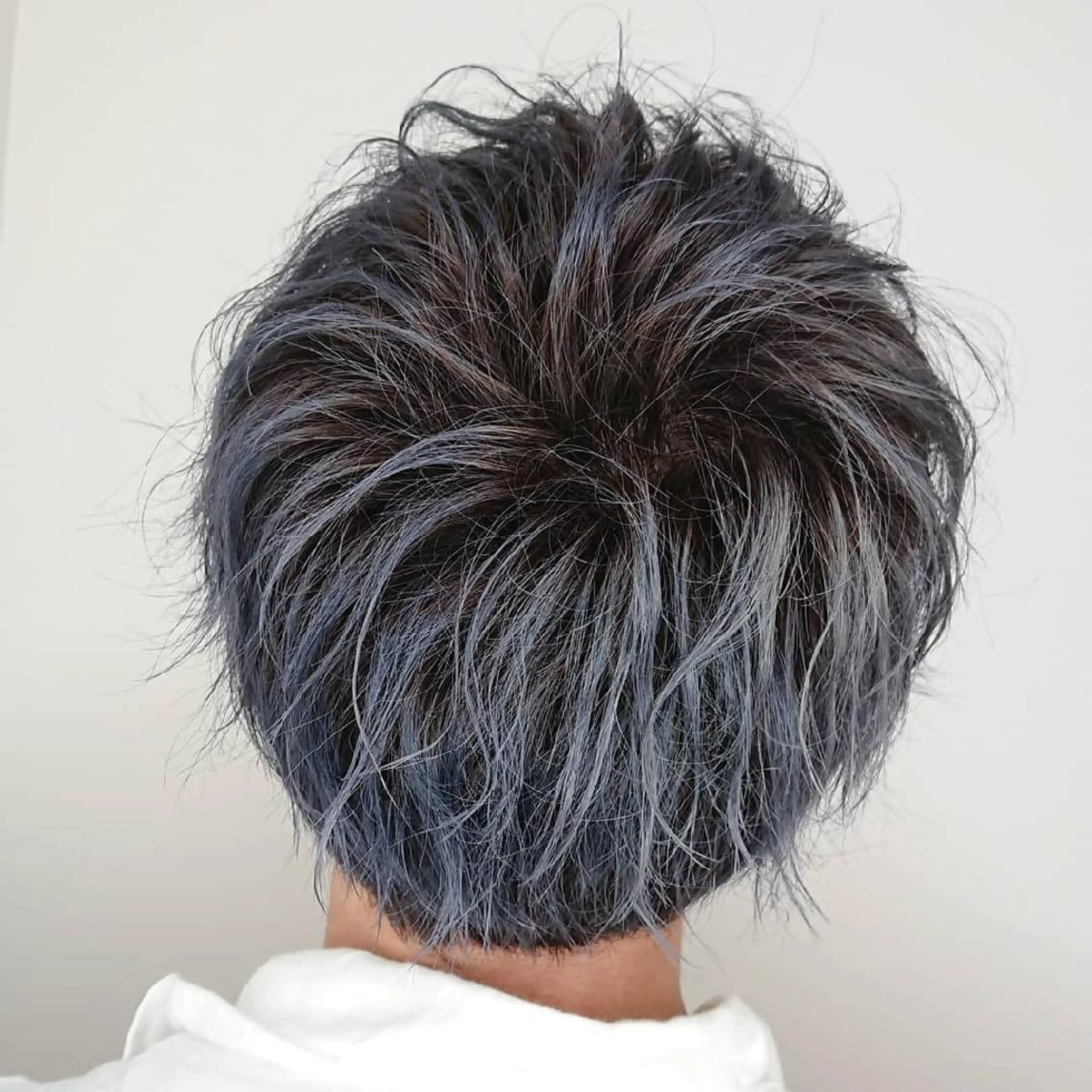 メンズ カラー パーマ ヘアアレンジ メンズパーマ ダブルカラー ヘアカラー トリートメント ブリーチ/ヘアケア/ 艶髪/イギチハルのヘアスタイル