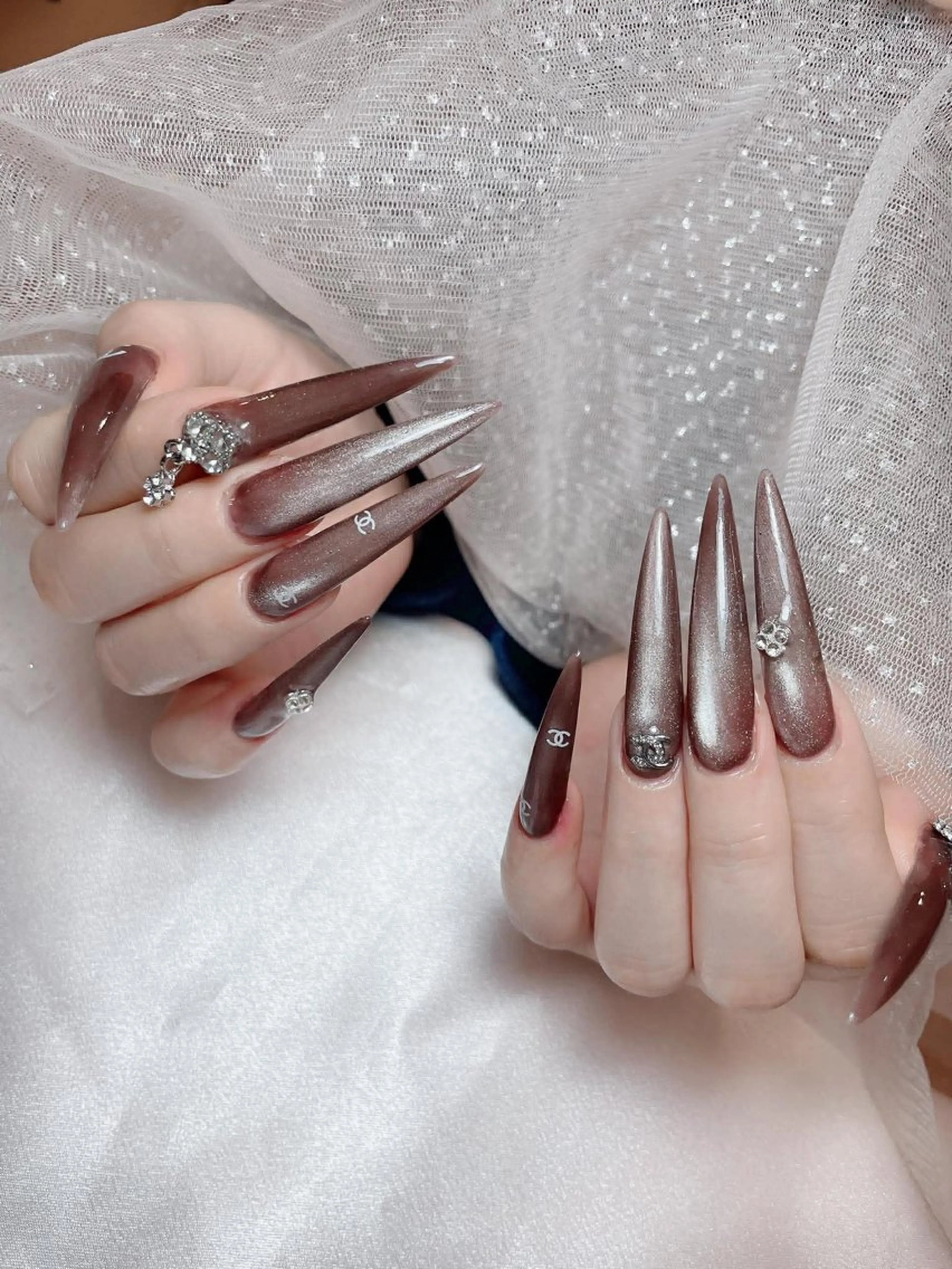 ネイル アートネイル ジェルネイル 韓国ネイル ニュアンスネイル ワンカラーネイル ハンドネイル Queen Nail Salonのネイルデザイン