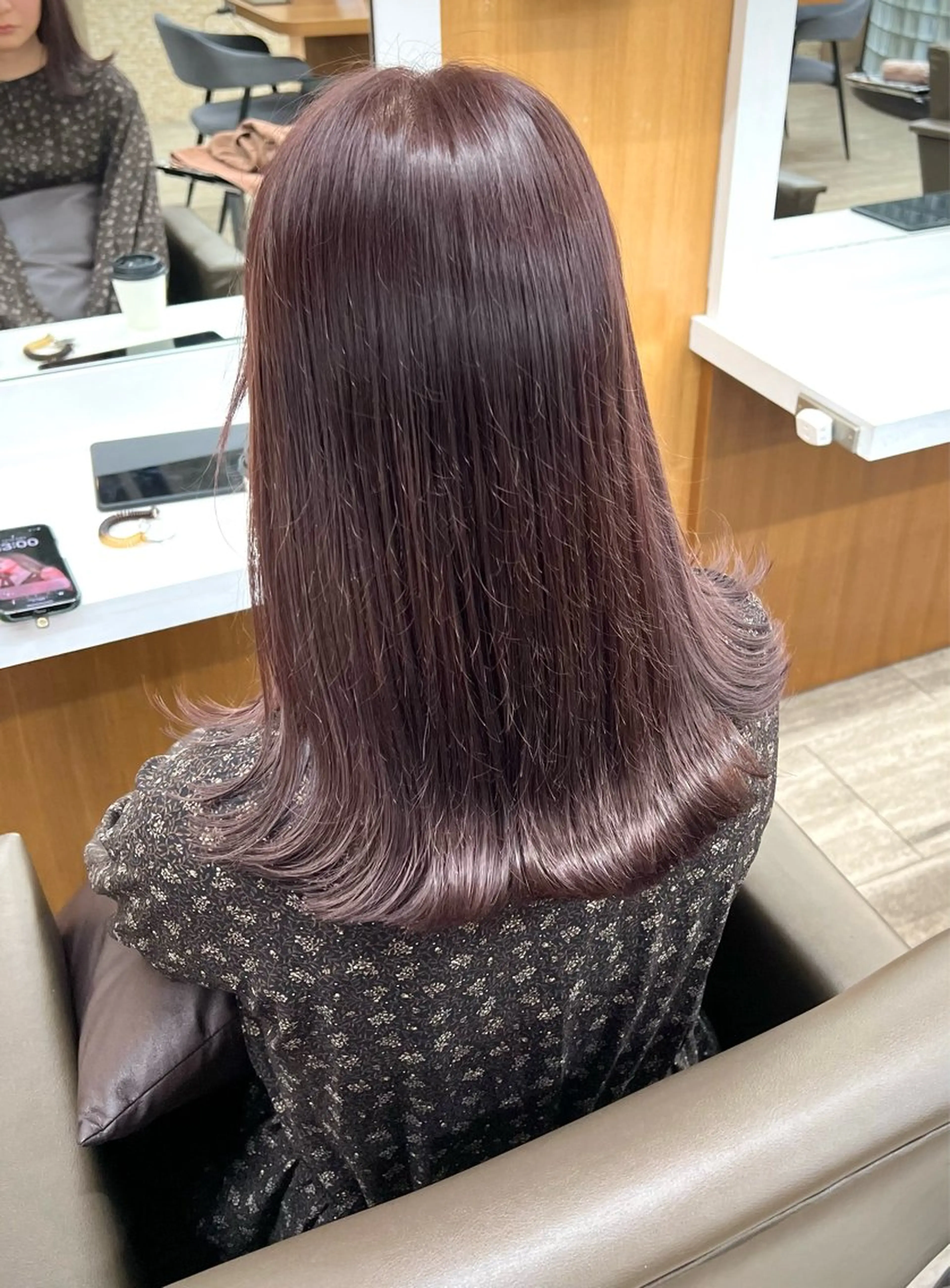 セミロング カラー ブリーチ グレージュ ブリーチなしカラー ピンクカラー 透明感カラー/ イルミナカラーヒロキのヘアスタイル