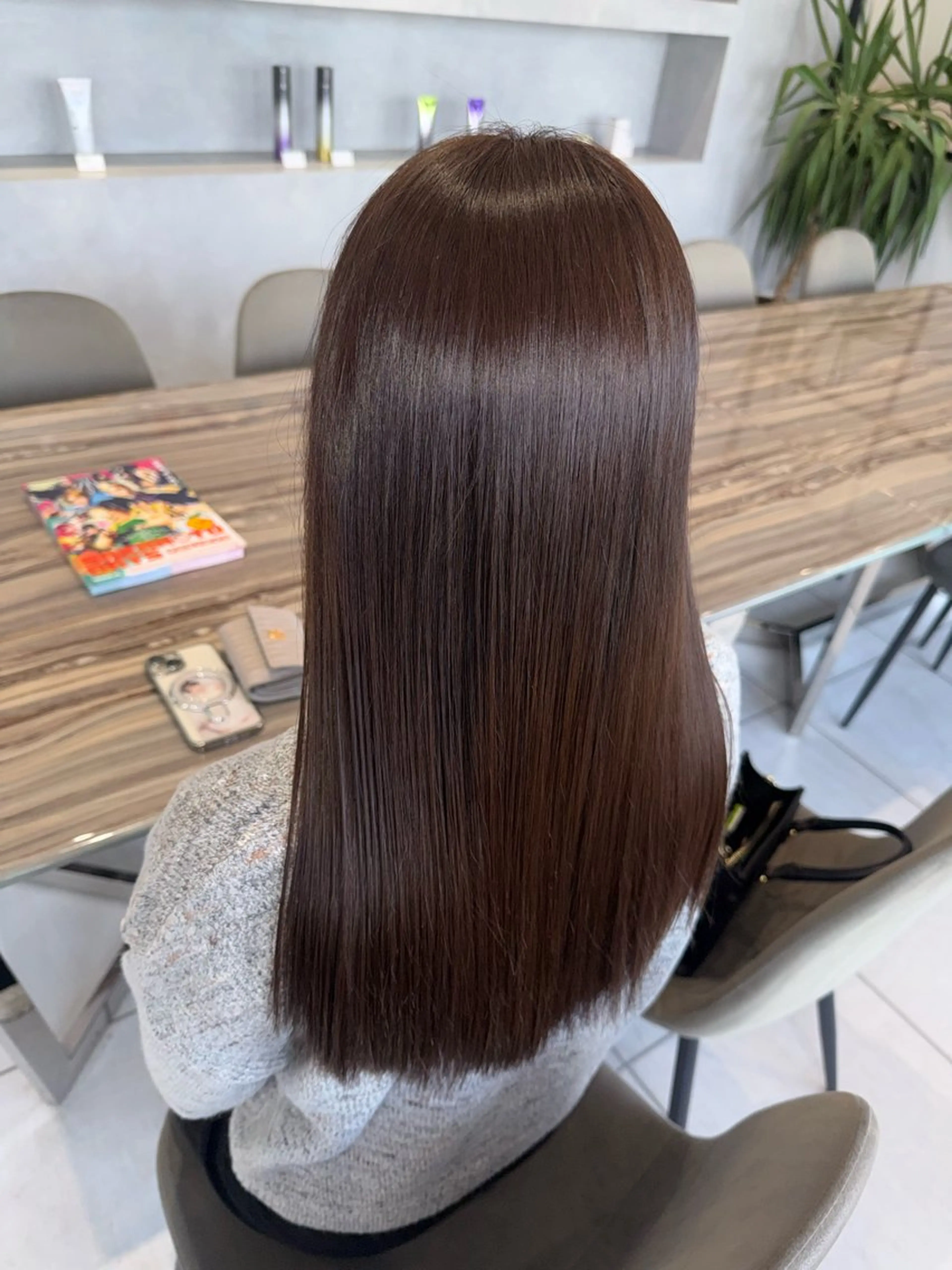 カラー 茂木 寿奈のヘアスタイル