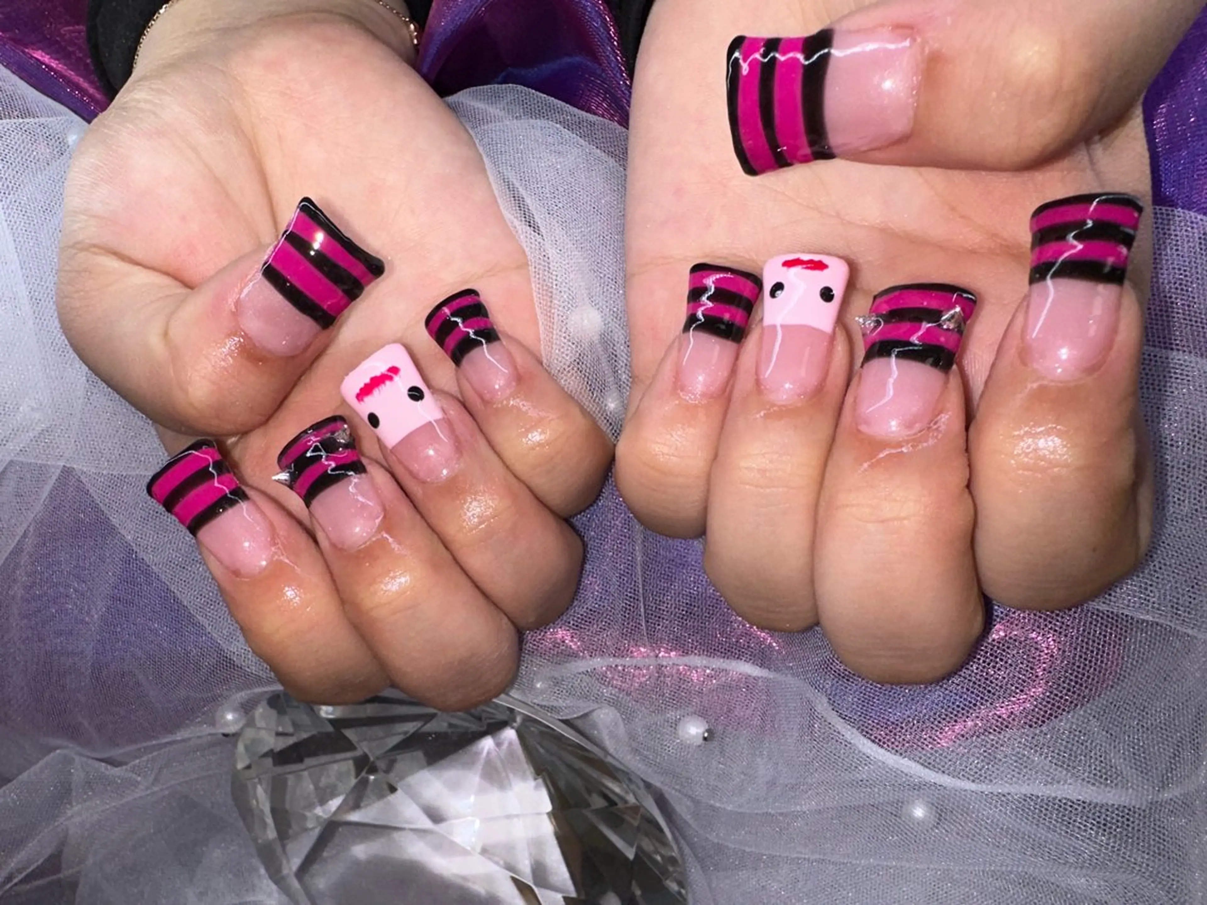 ミディアム ハンドネイル YOKOSUKA NAILS💅✨のネイルデザイン