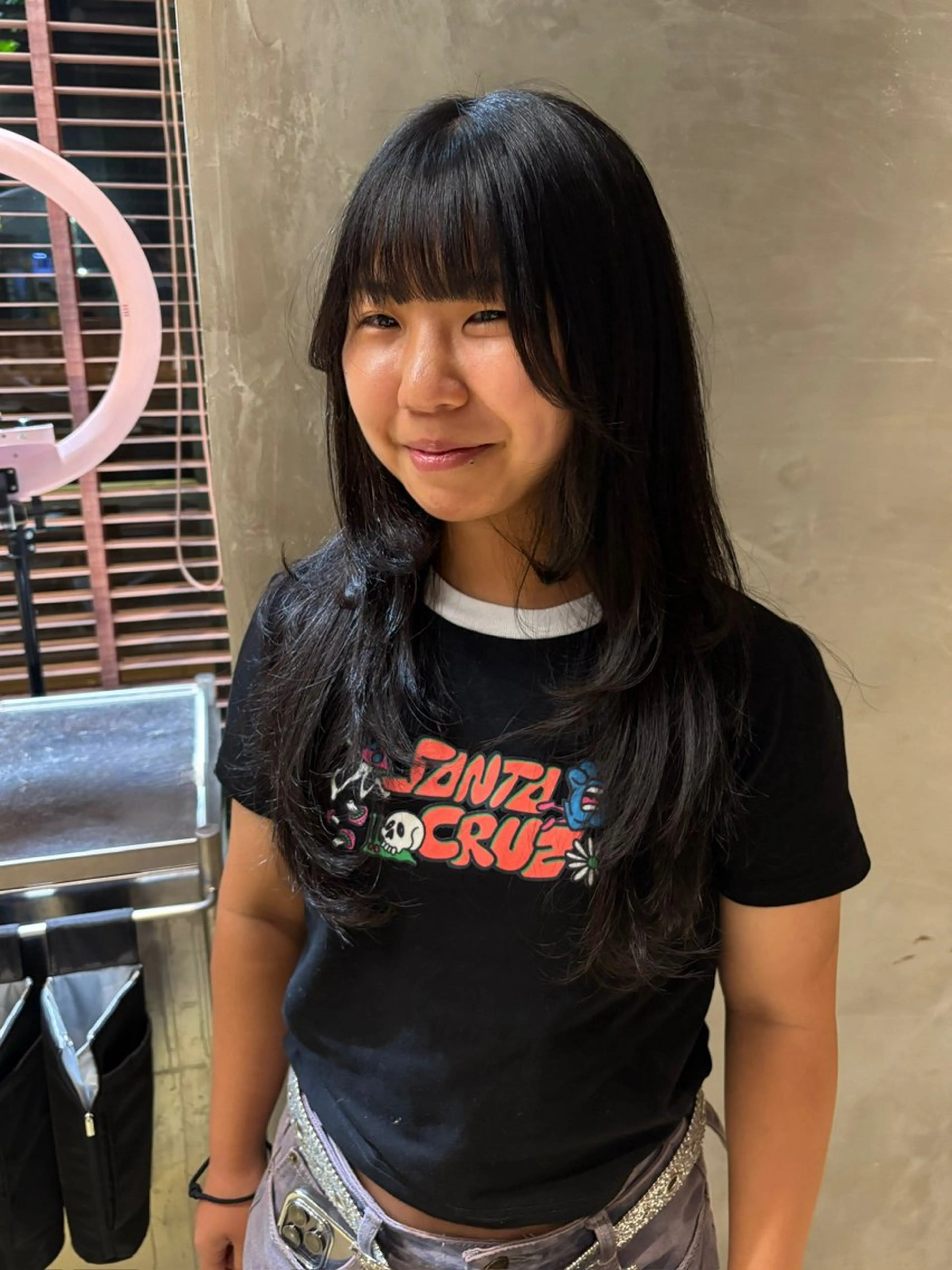 セミロング カラー 渡辺 彩乃のヘアスタイル