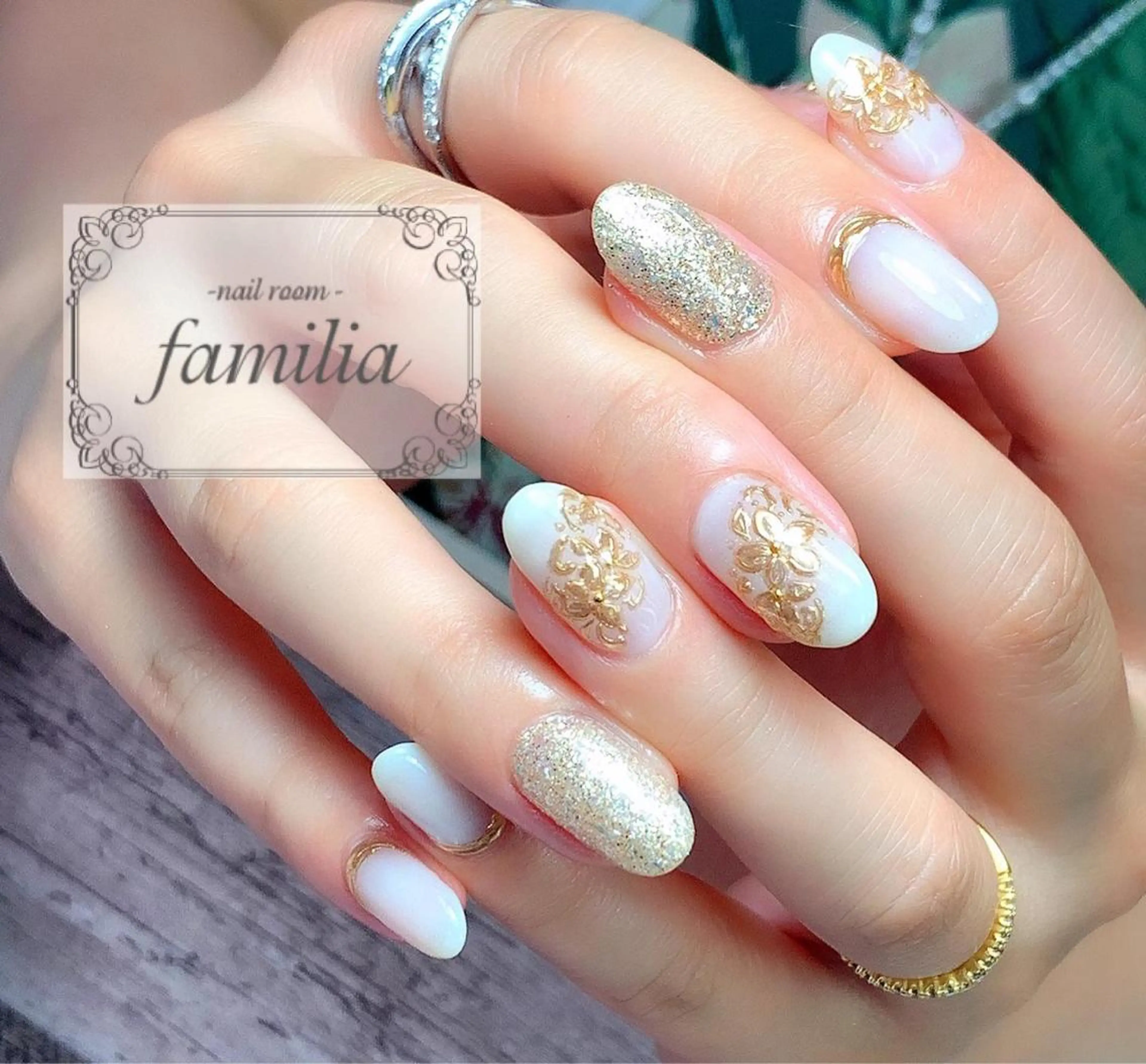 ネイル アートネイル ミラーネイル ハンドネイル -nailroom- familiaのネイルデザイン