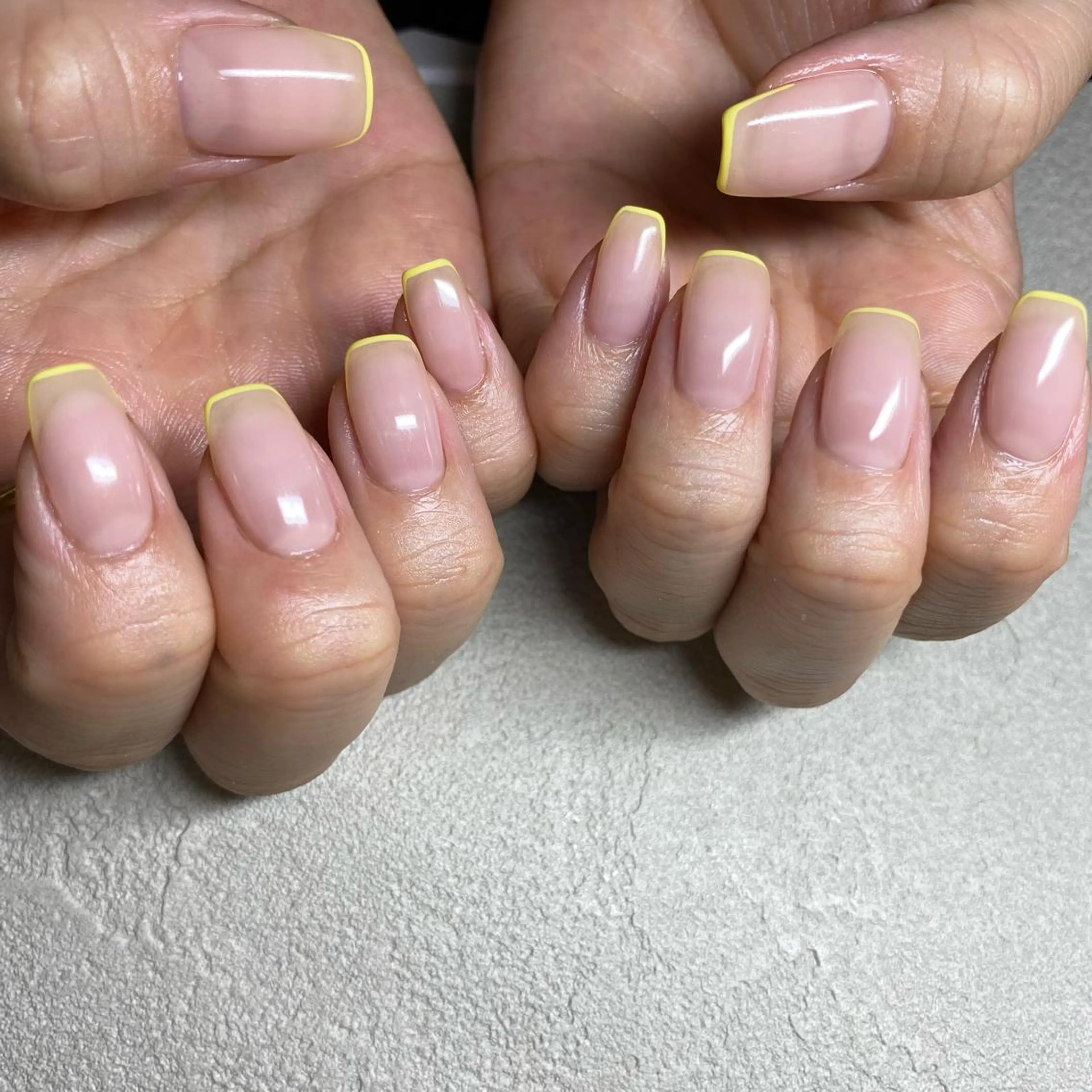 ネイル アートネイル ニュアンスネイル 夏ネイル ハンドネイル 山田 貴子のネイルデザイン