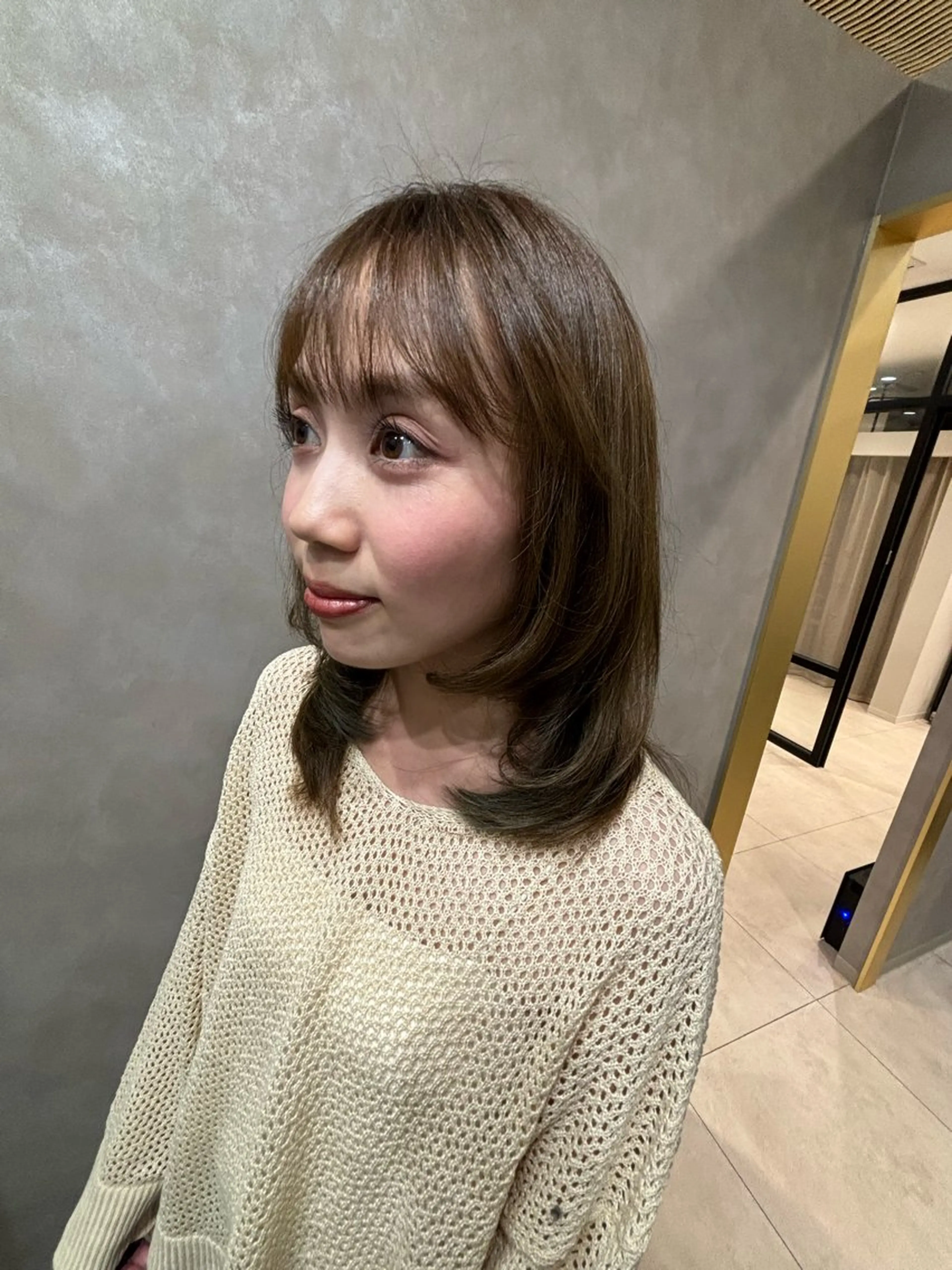 セミロング 大人かわいい×艶髪 🤍塩川のヘアスタイル