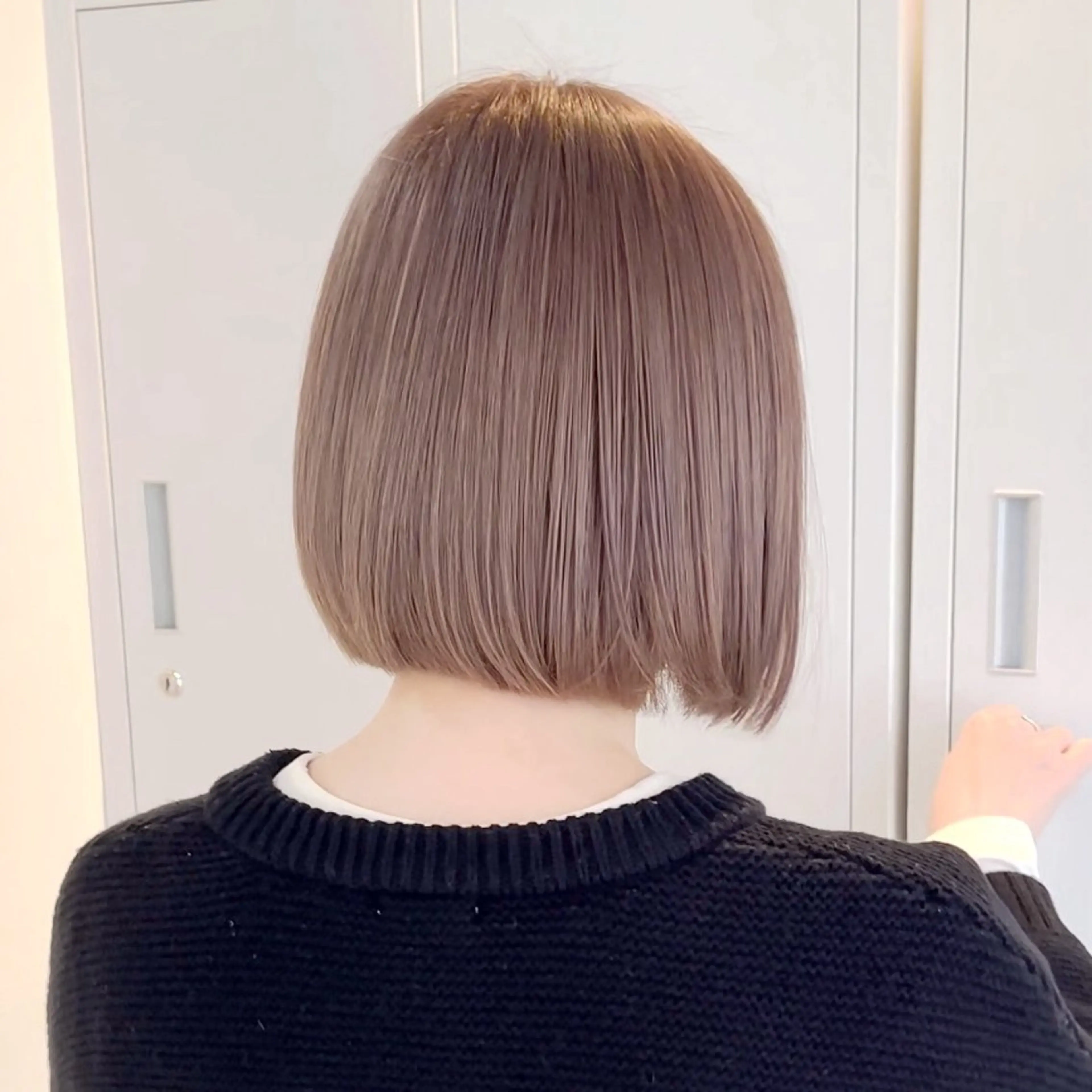 ミディアム カラー カット ヘアカラー トリートメント ボブ/韓国ボブ/ブリ ーチ/鈴木康平のヘアスタイル
