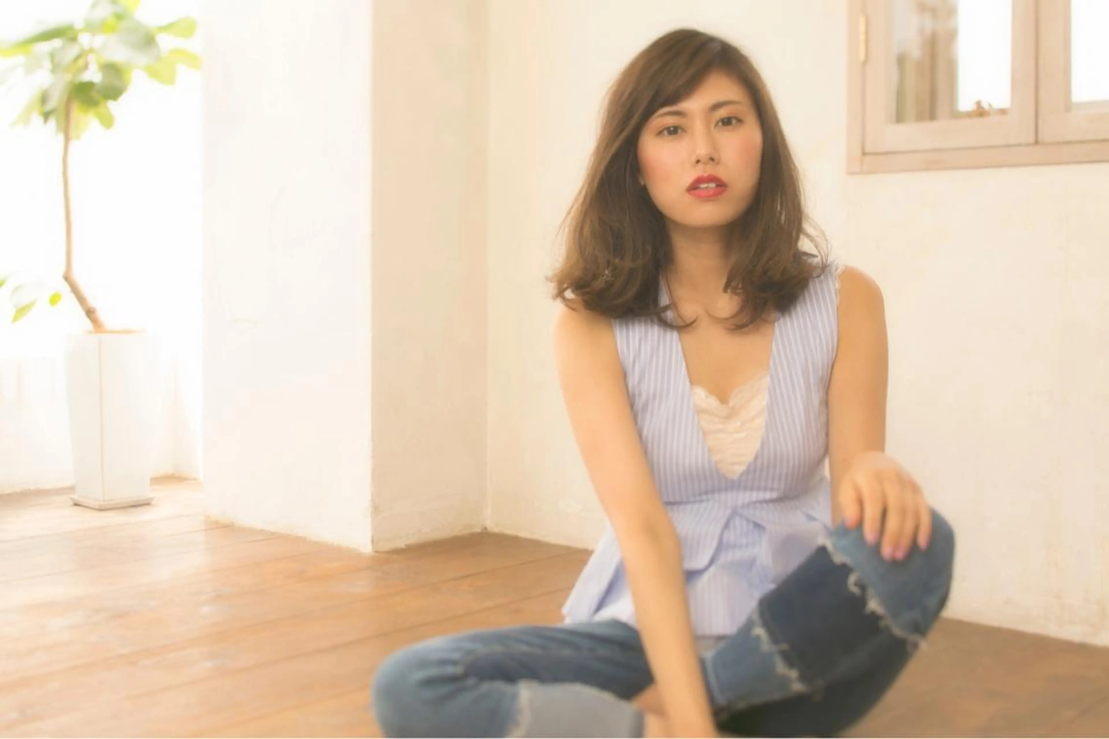 ミディアム カラー パーマ ヘアアレンジ カット トリートメント 推し活専用 【派手髪】飯野ゆかりのヘアスタイル