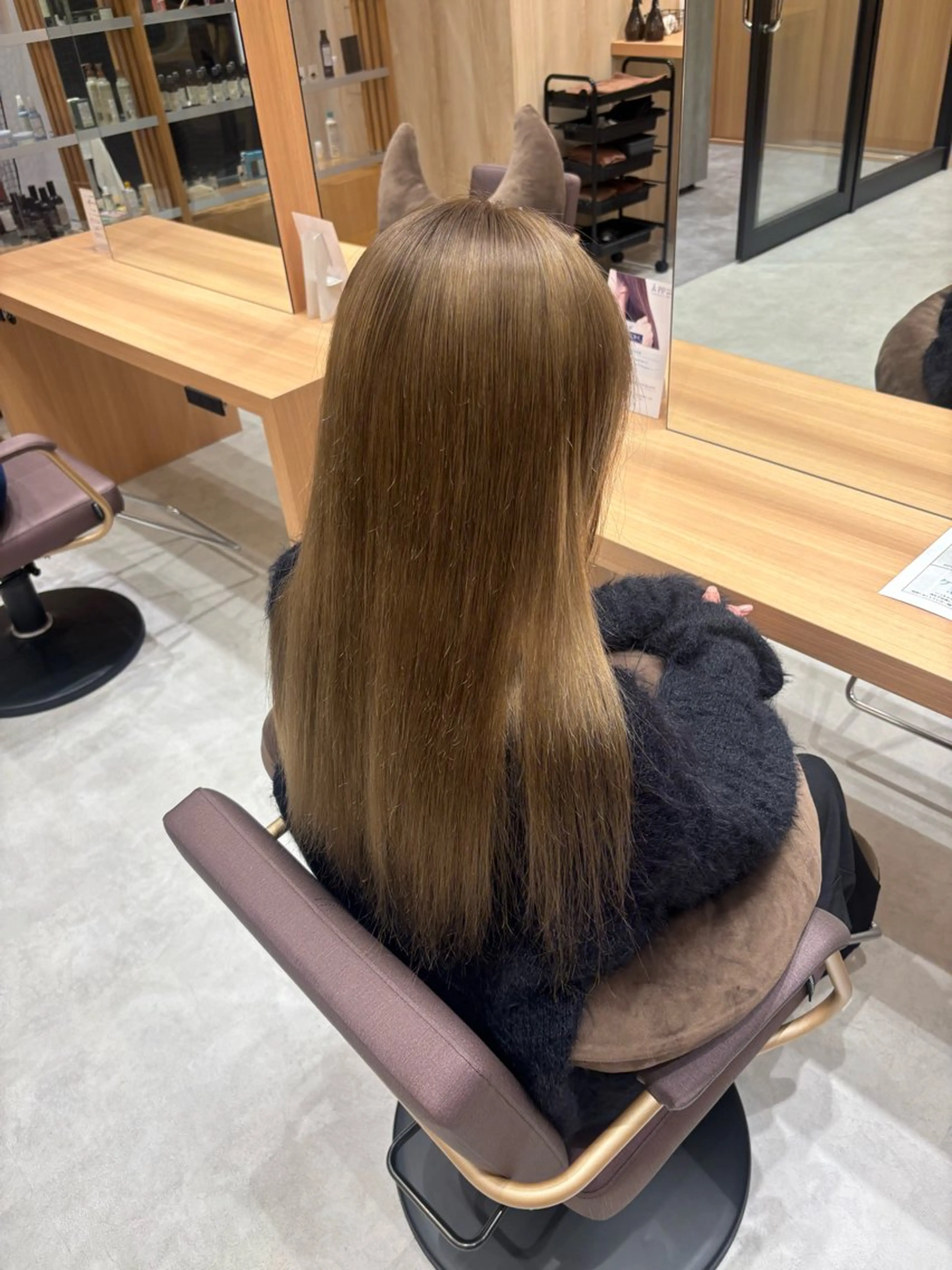 カラー ベージュカラー ブリーチ 透明感カラー 透明感カラー/艶髪 MOMOのヘアスタイル