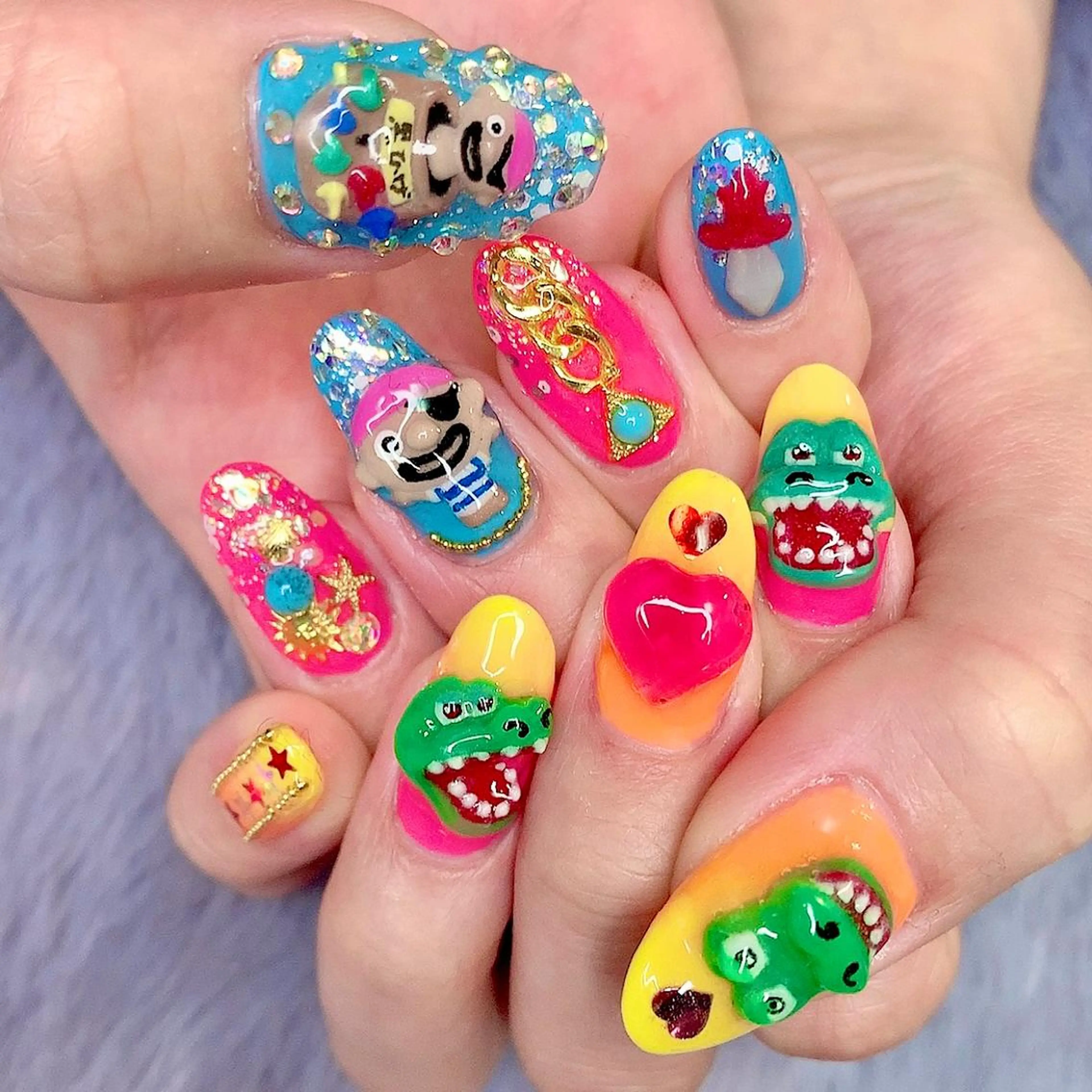 ネイル アートネイル オーロラネイル 氷ネイル・うるうるネイル キラキラネイル 韓国ネイル 3Dアートネイル💗 都築レナのネイルデザイン