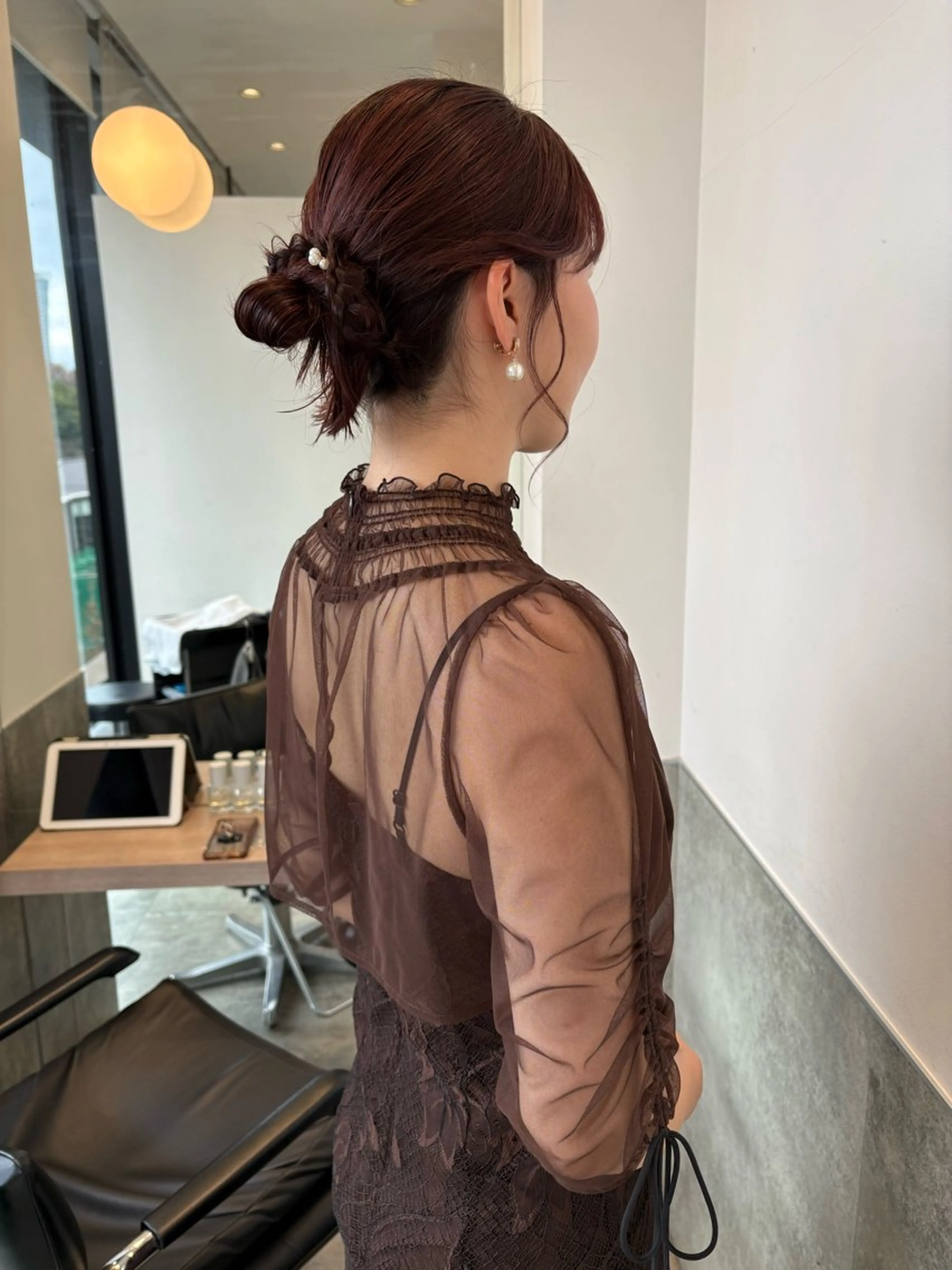 セミロング ヘアアレンジ 結婚式・ブライダル ヘアセット mao ｜ 柔らか艶カラー🫧のヘアスタイル