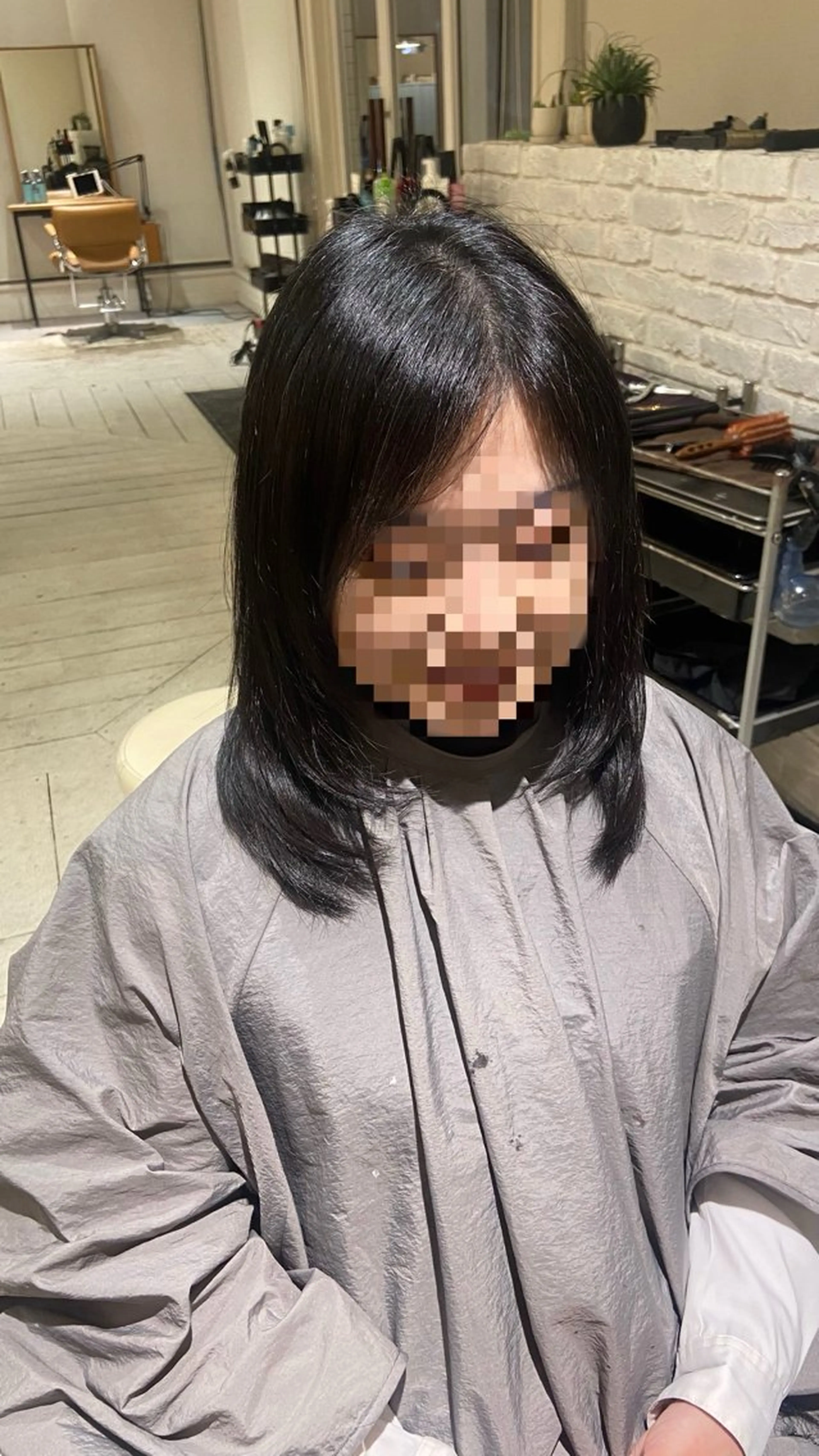 ミディアム ミディアムレイヤー レイヤーカット カット 🍀Erica Koide🍀のヘアスタイル