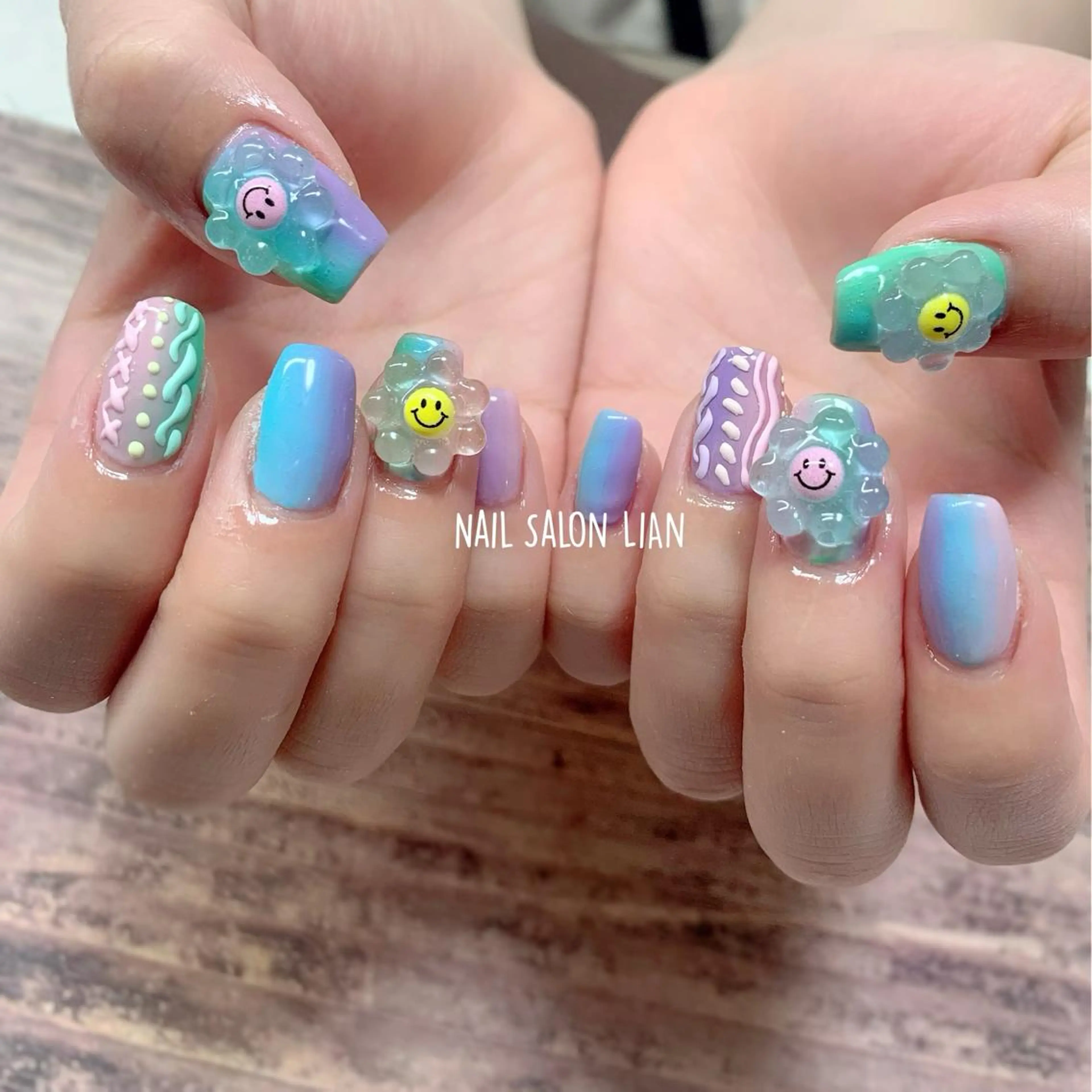 ネイル ハンドネイル NailSalon LiAnのネイルデザイン