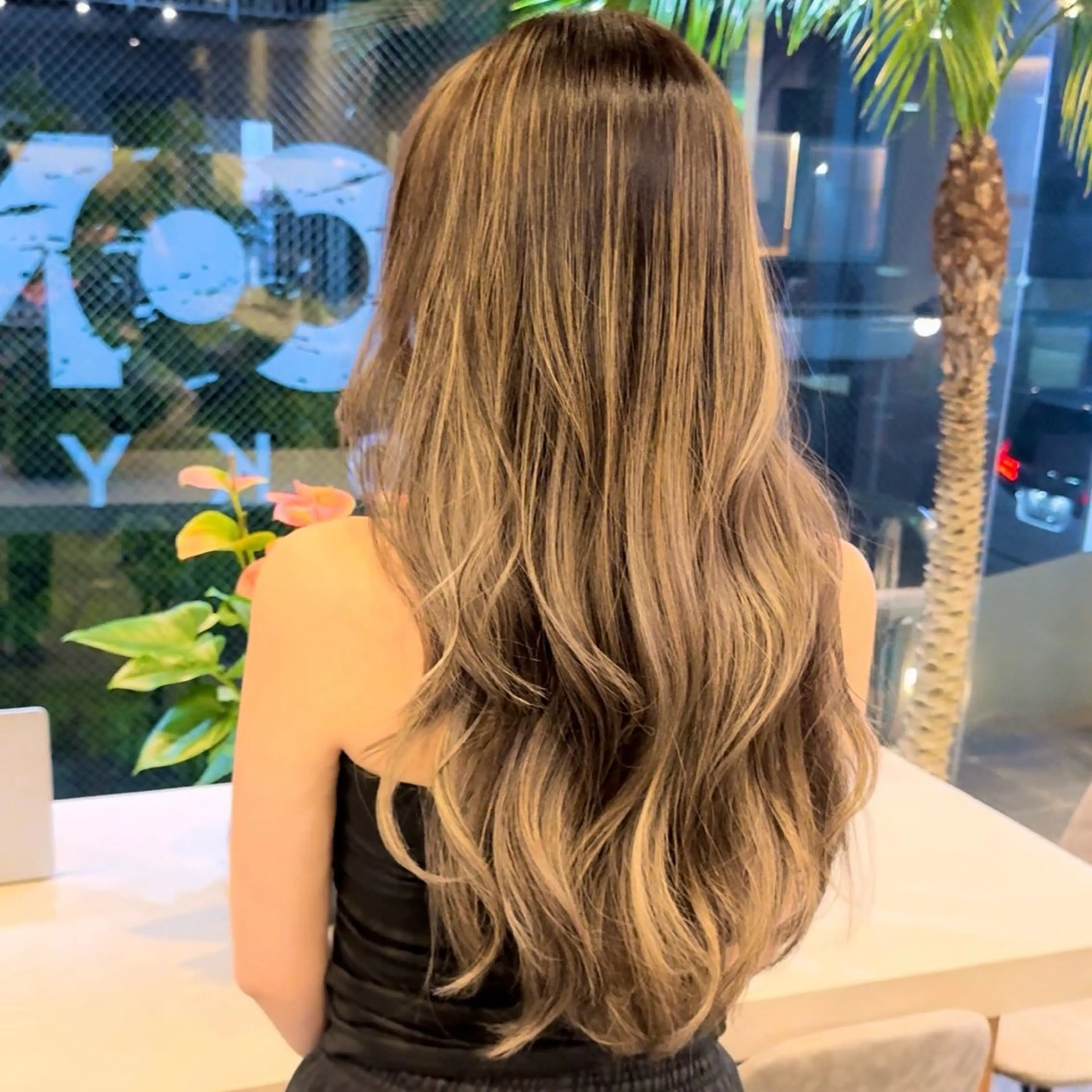 ロング カラー ヘアカラー 🇺🇸海外デザイン iCON TOKYOのヘアスタイル