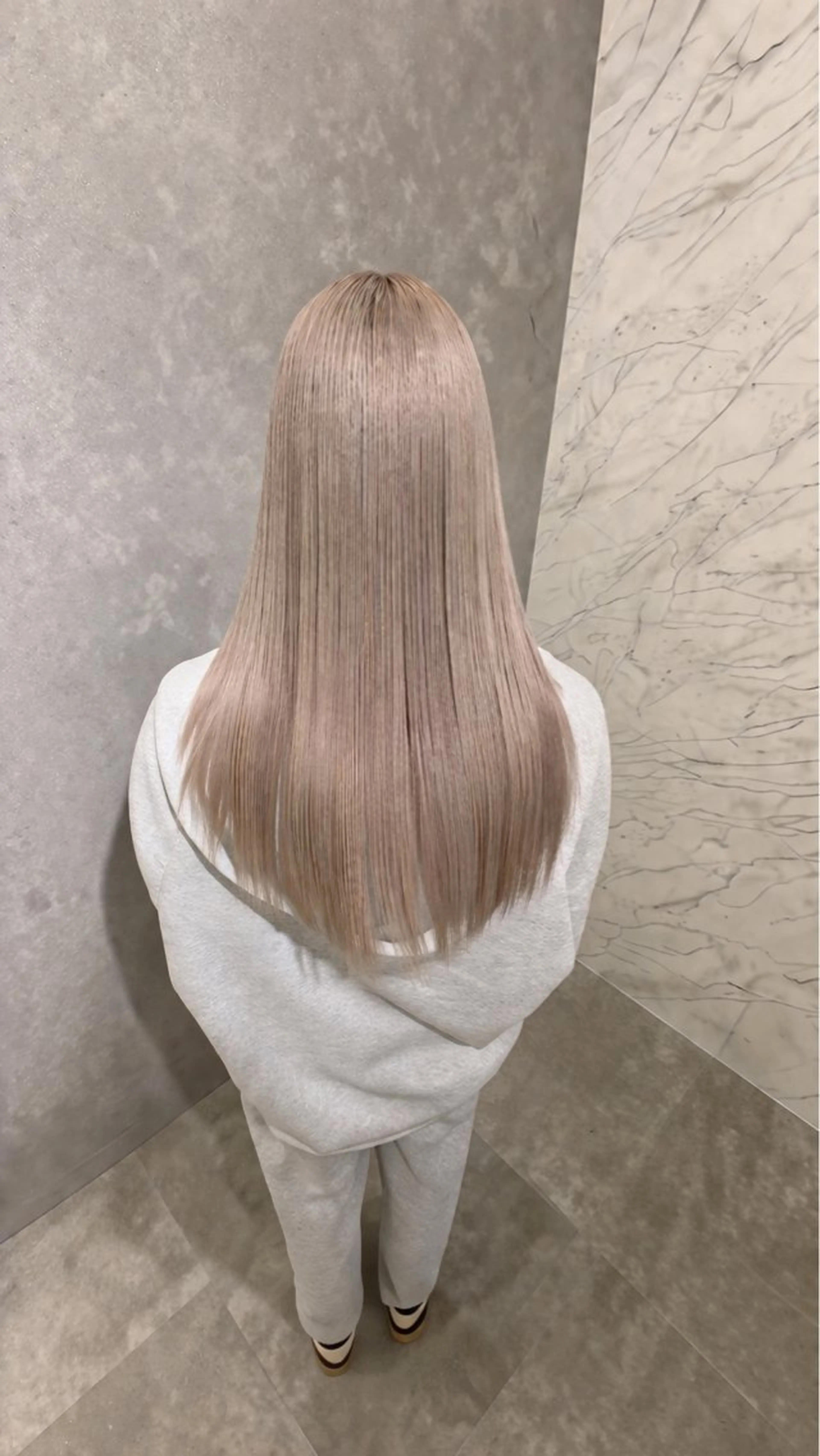 ロング カラー ブリーチ ヘアカラー encount  by mahalo（エンカウント　バイ　マハロ）所属・misaki /ハイトーンカラーのヘアスタイル