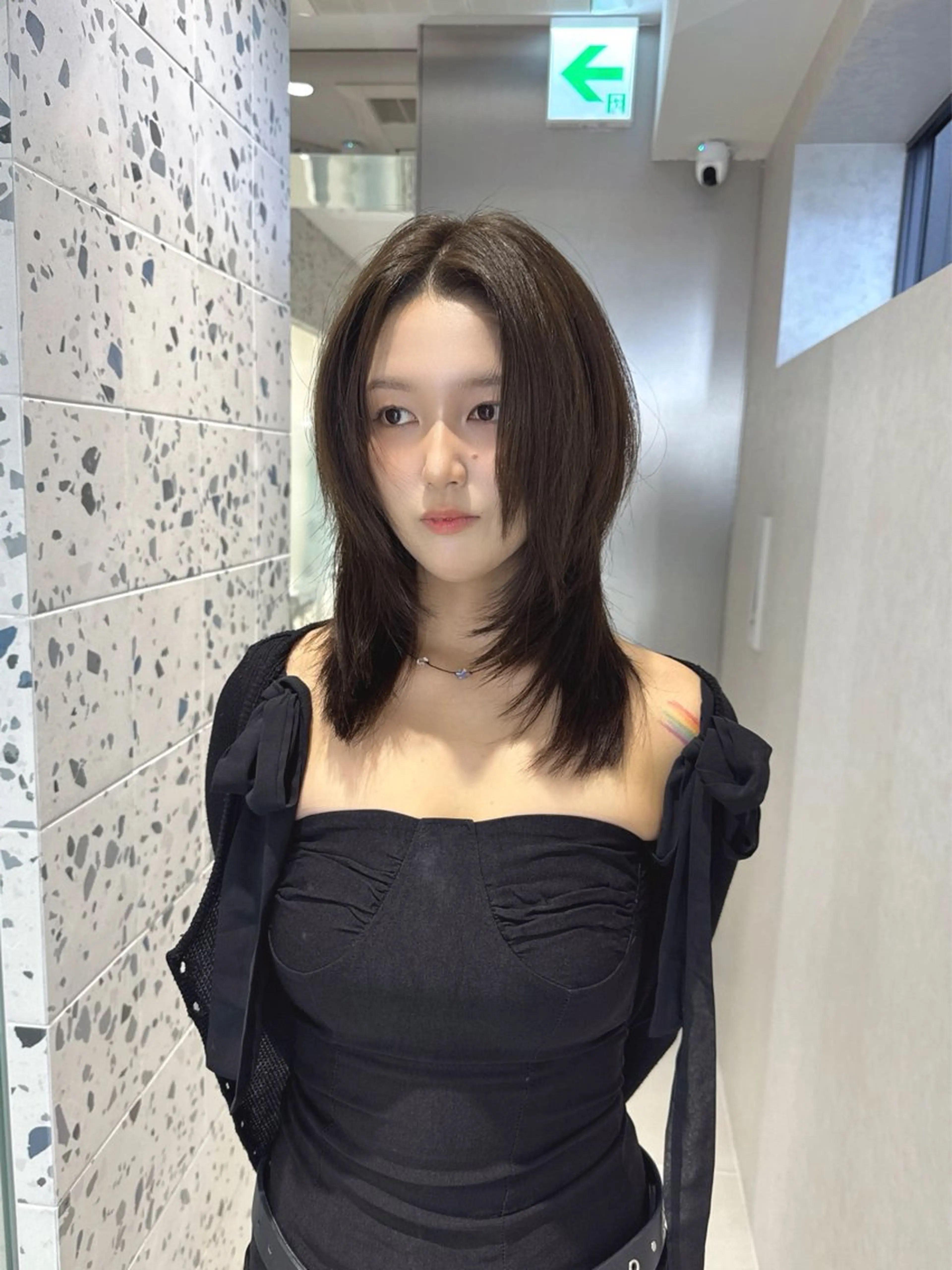 ミディアム カラー ベージュカラー ブリーチ ブラウンカラー ブラウンベージュ ブリーチなしカラー カット ヘアカラー トリートメント 矢野 晃平のヘアスタイル