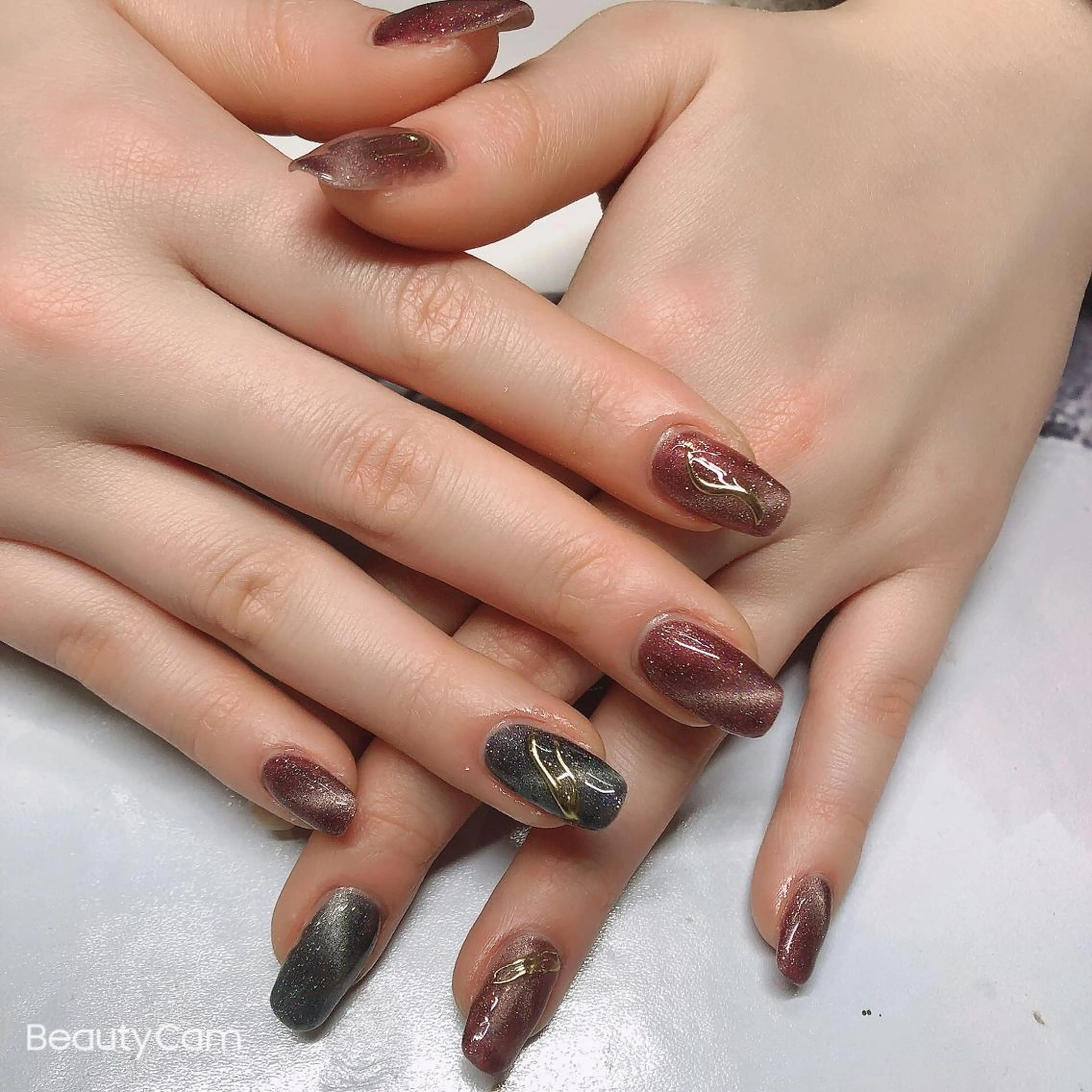 ネイル ガレンドウ 白澤 愛子のネイルデザイン