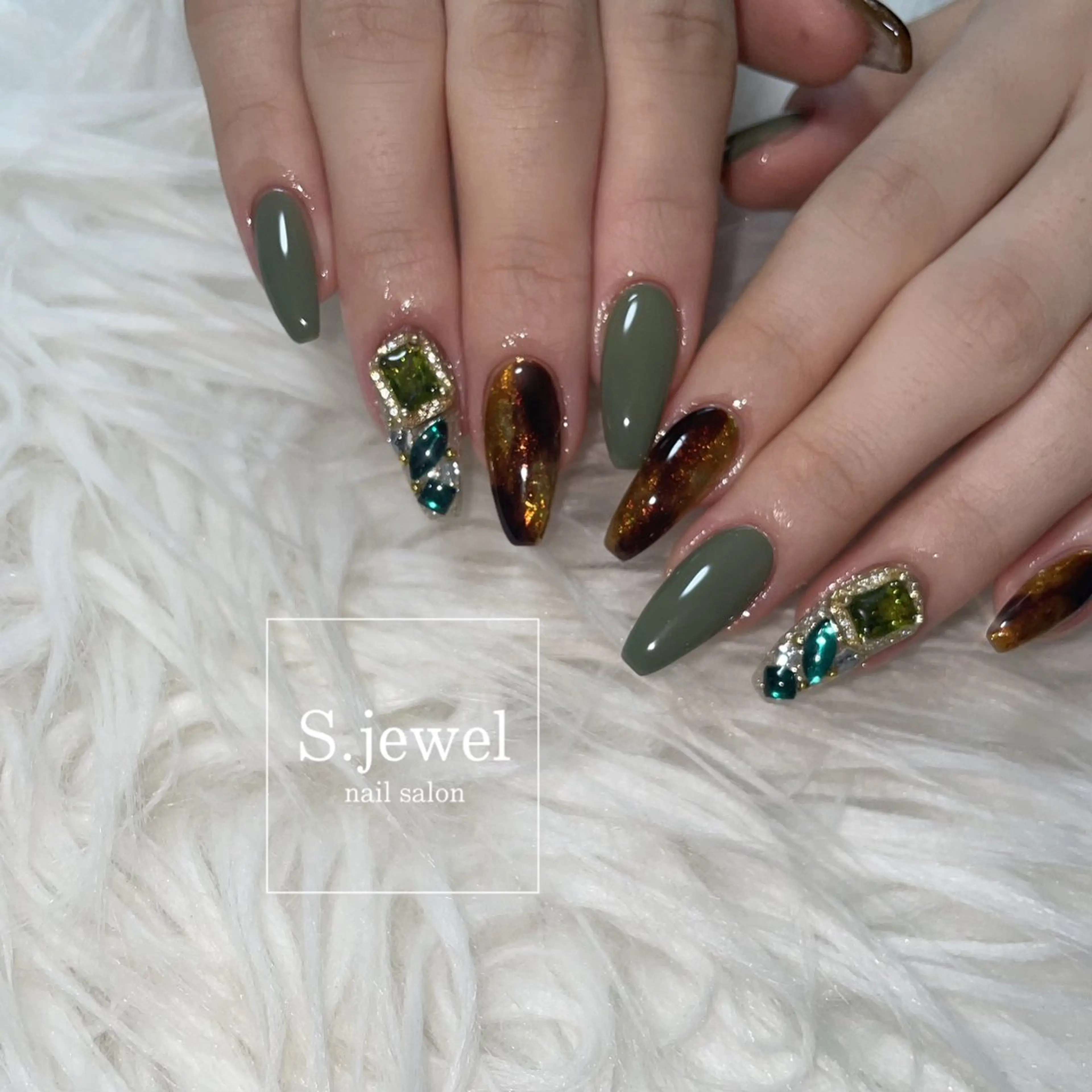 ネイル S♡JEWEL所属・S. JEWELのネイルデザイン