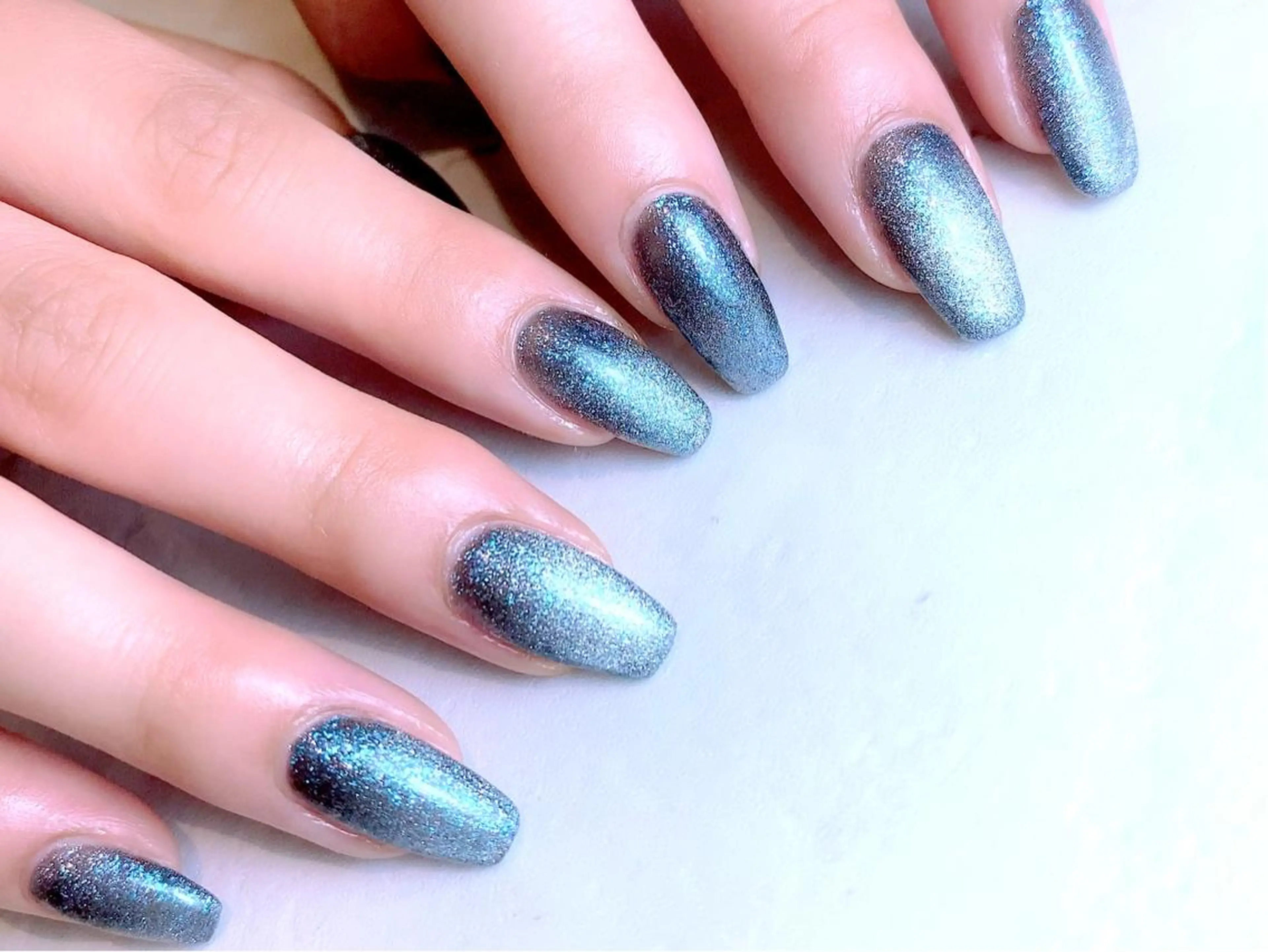 ネイル 長さ出し ジェルネイル ハードジェル マグネットネイル ビー玉ネイル プライベートサロン Rのネイルデザイン