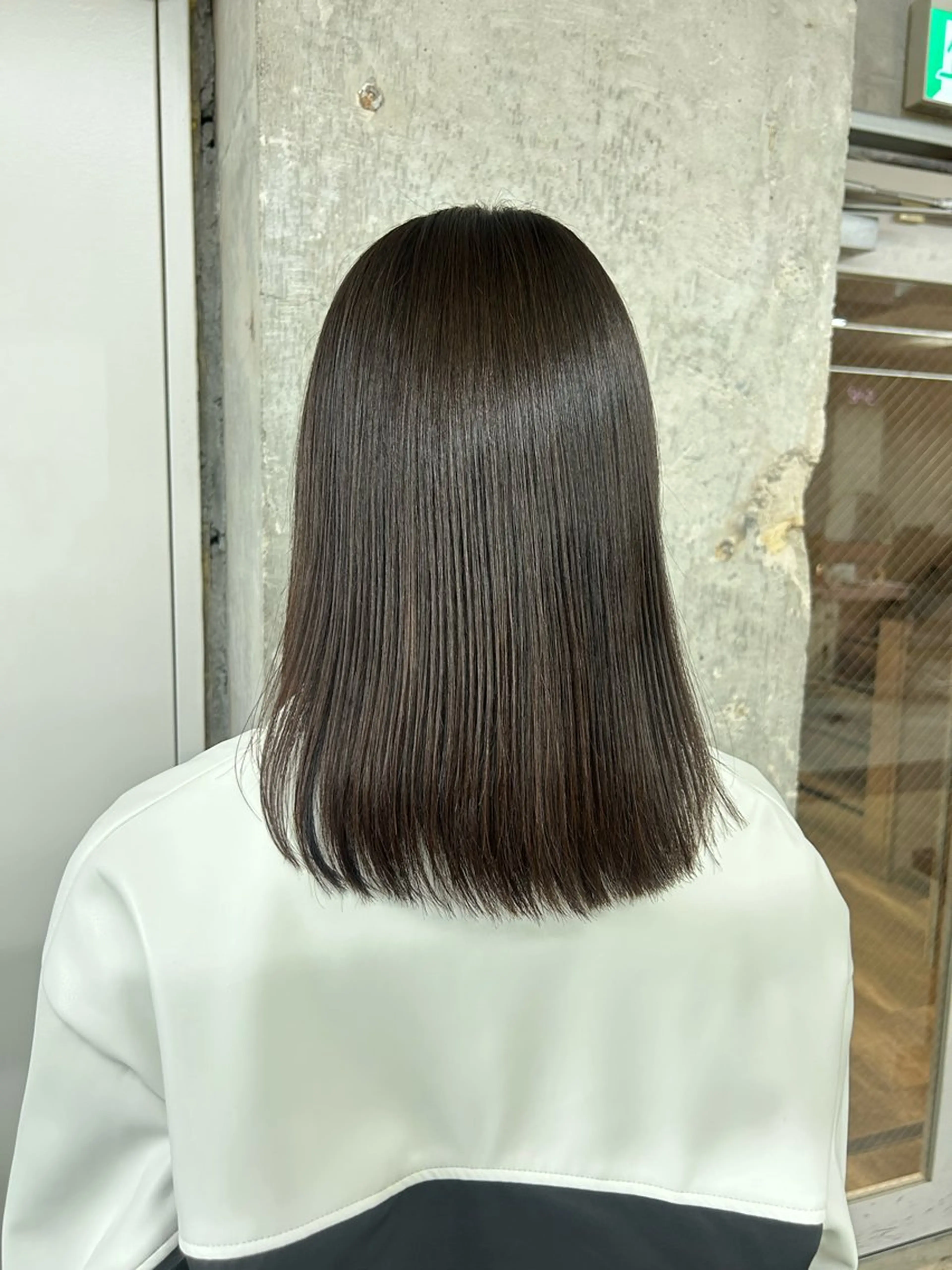 セミロング 縮毛矯正 伊藤ほのか/パーマ /酸性ストレートのヘアスタイル