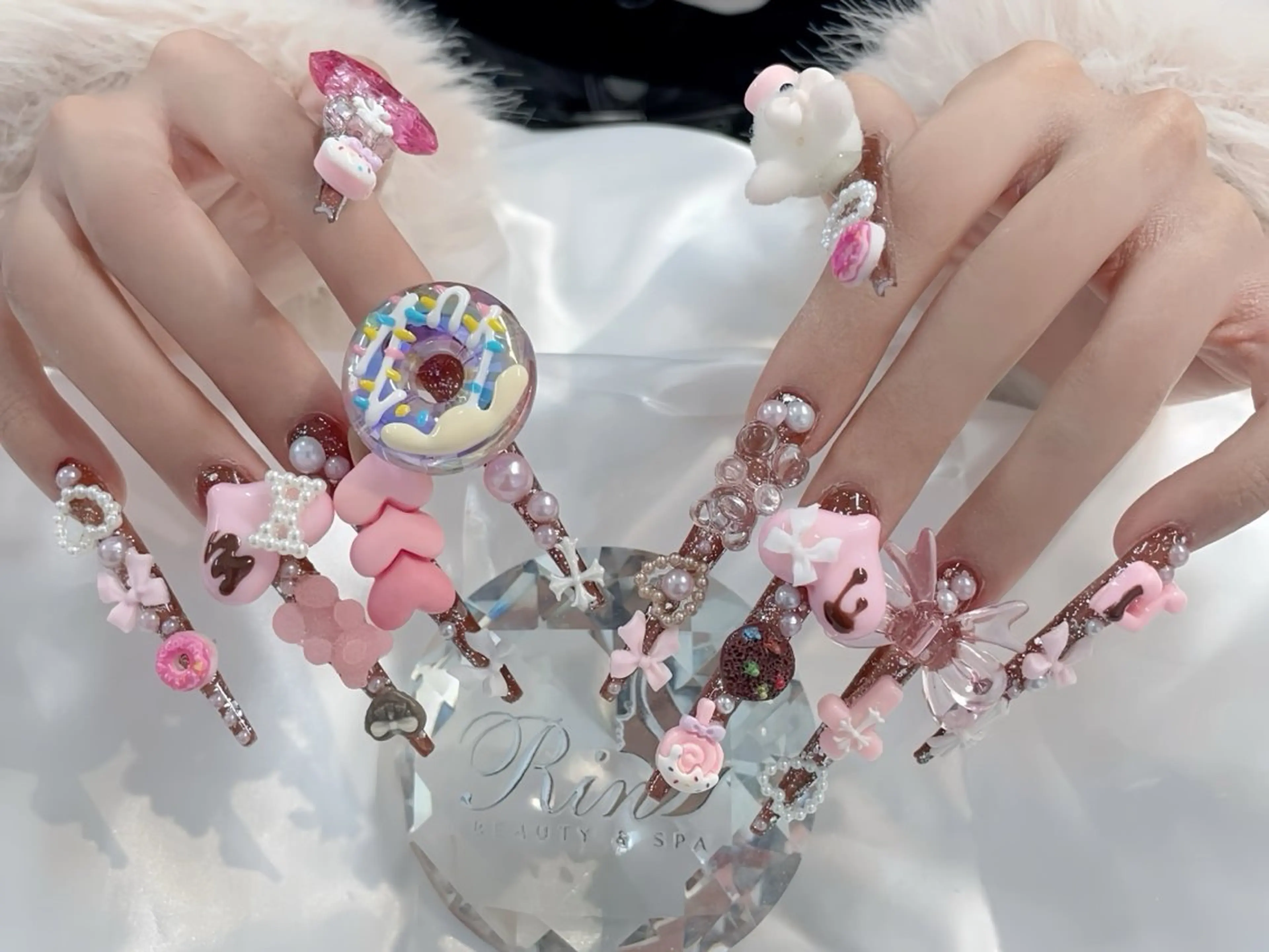 ネイル アートネイル ロングネイル ニュアンスネイル スカルプネイル ネイルチップ Rin Nail 新大久保店のネイルデザイン