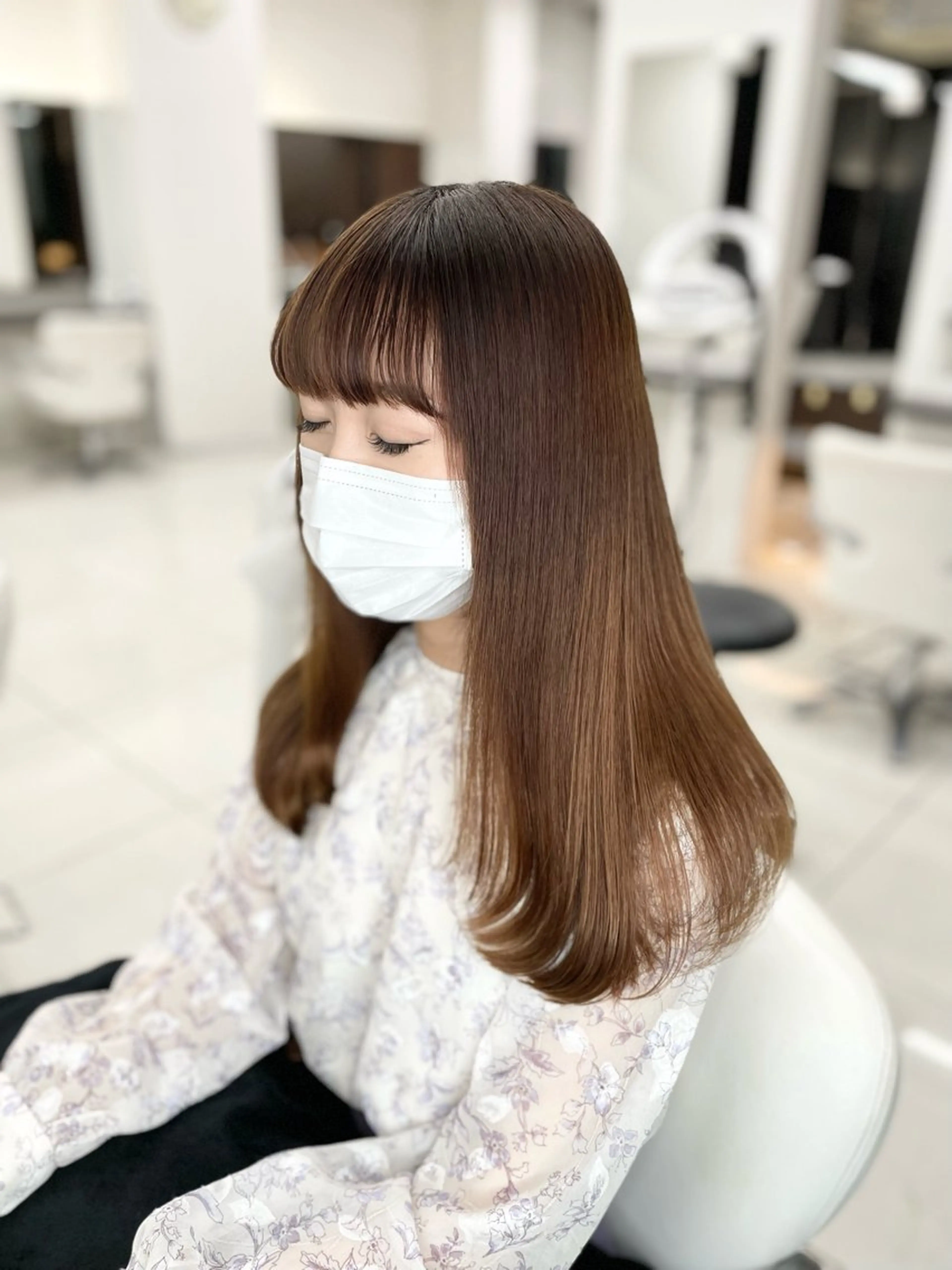 セミロング カット ヘアカラー 縮毛矯正 トリートメント ヘアセット 今井 勝也のヘアスタイル