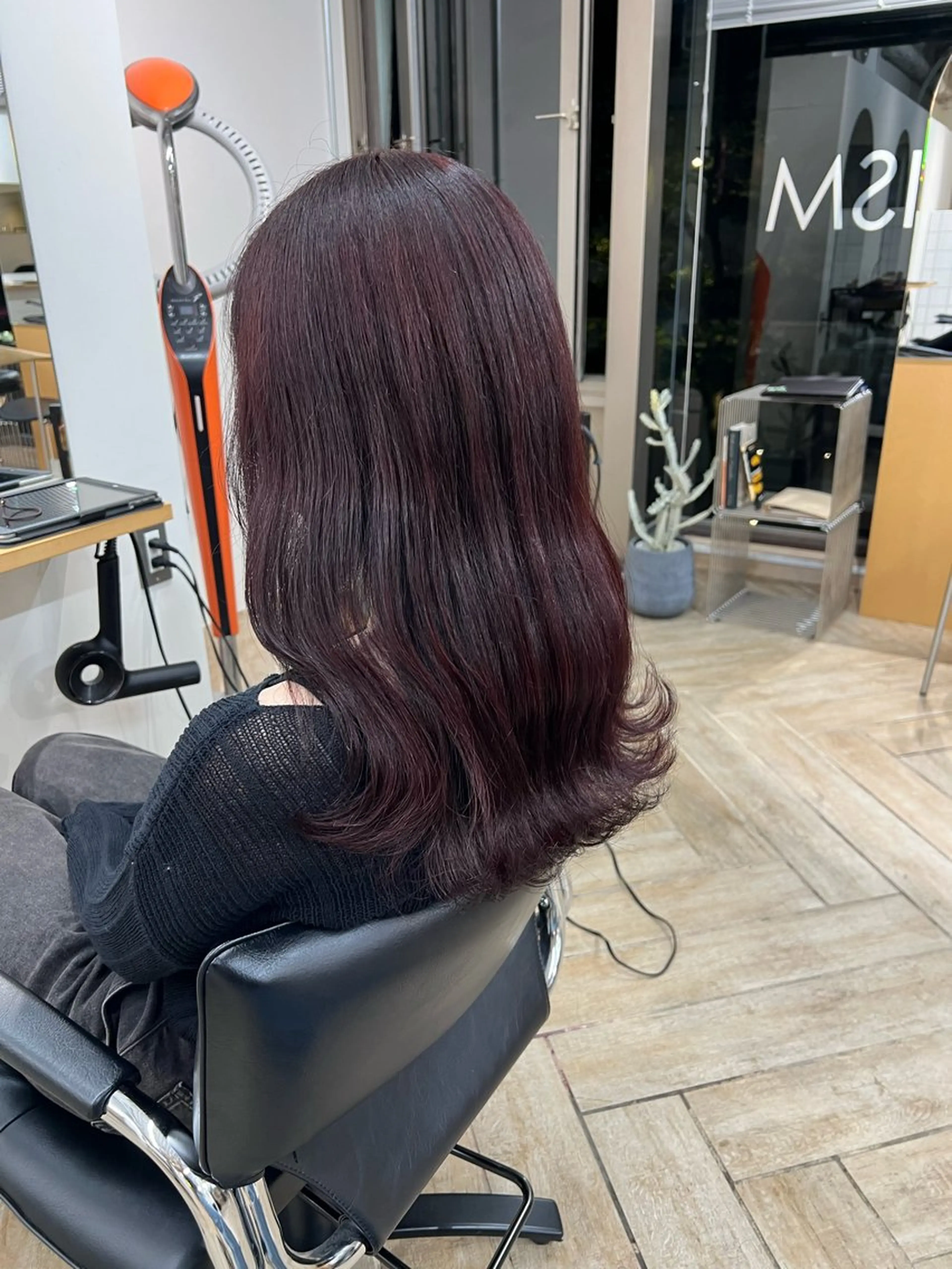 ロング カラー カット ヘアカラー トリートメント ベージュ/髪質改善 新潟/万代/井上佑のヘアスタイル
