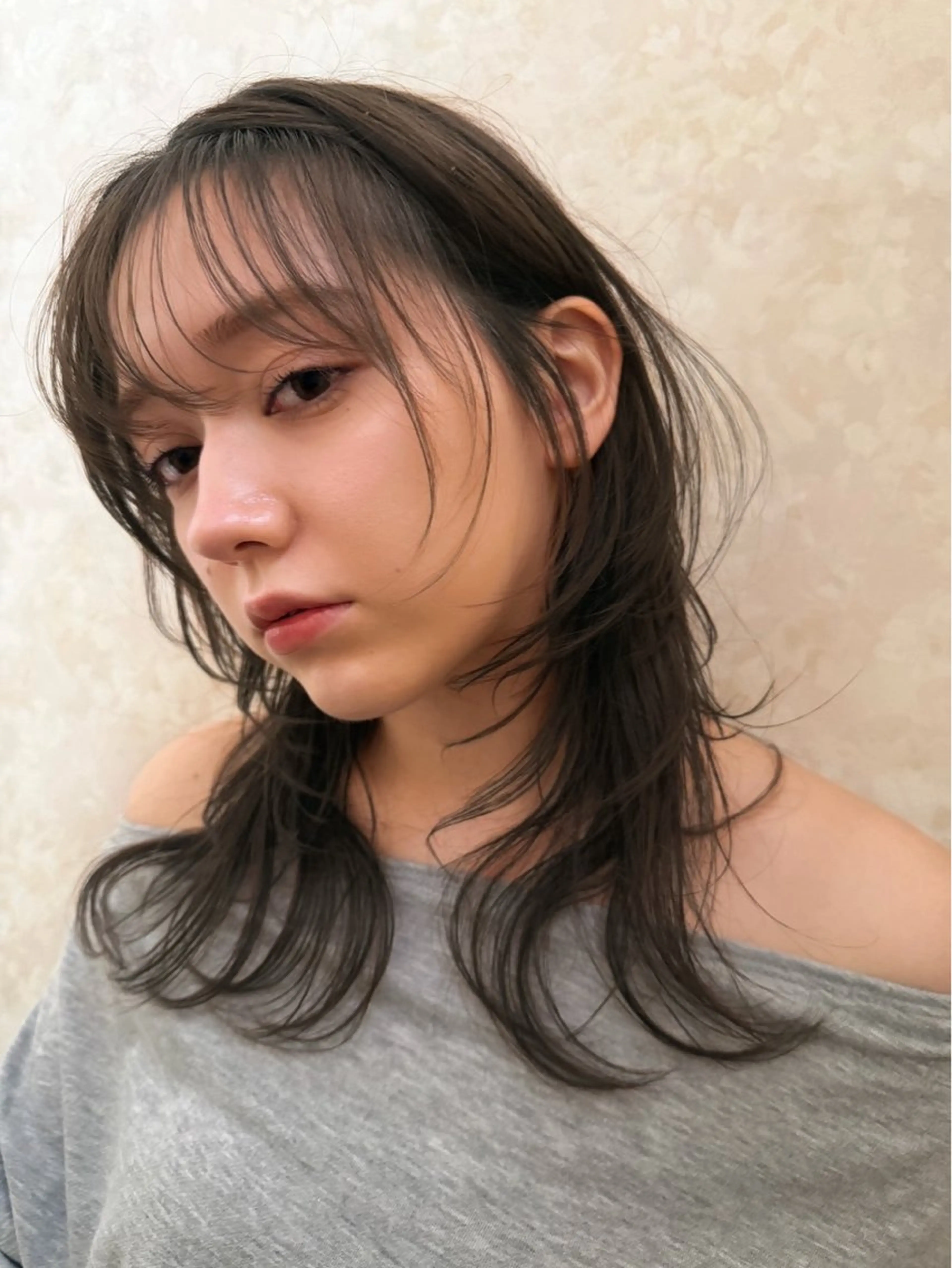 カラー ベージュカラー オリーブベージュ ヘアカラー トリートメント 古堅 一正のヘアスタイル