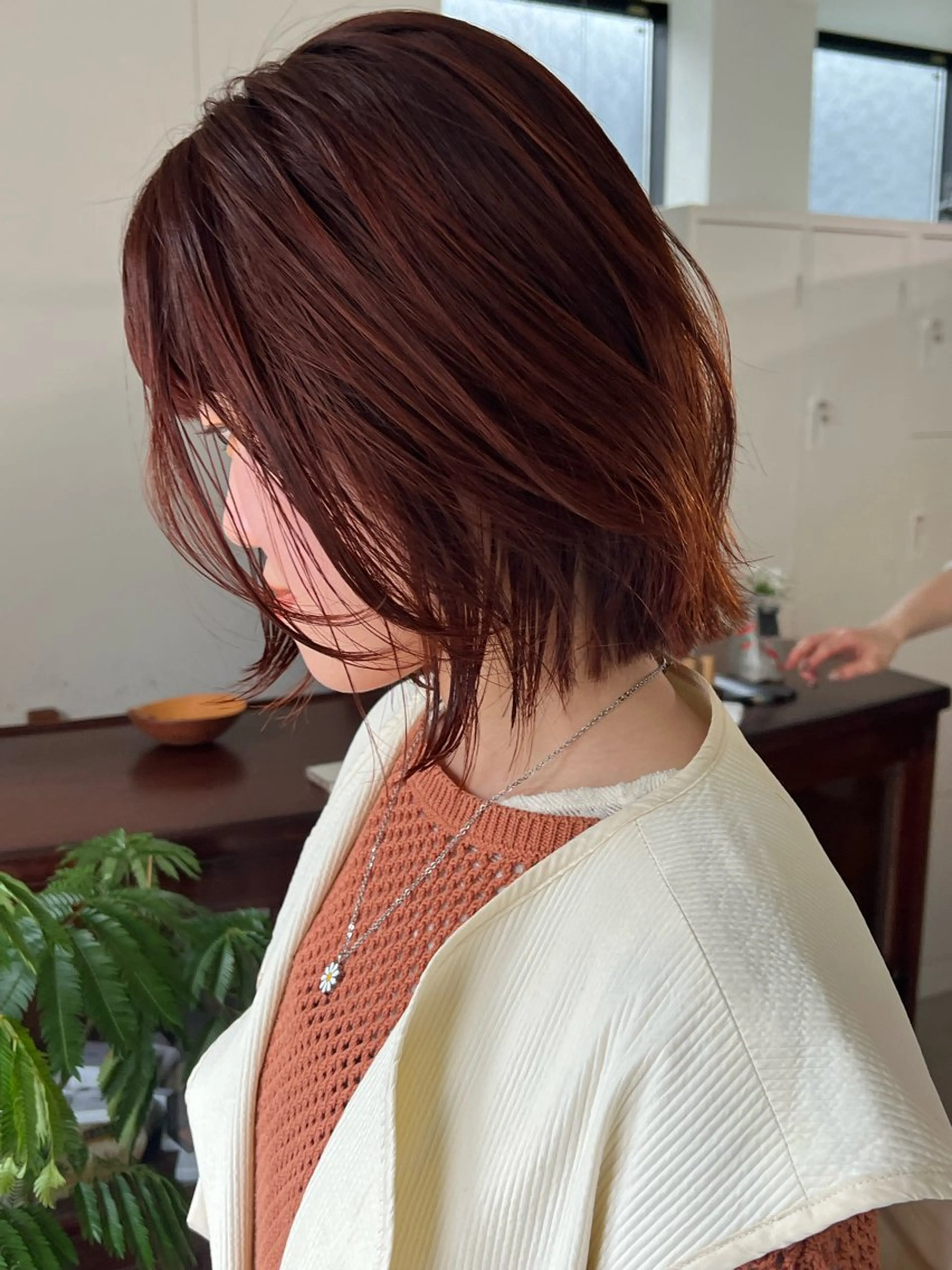 ミディアム カラー 小林 美咲のヘアスタイル