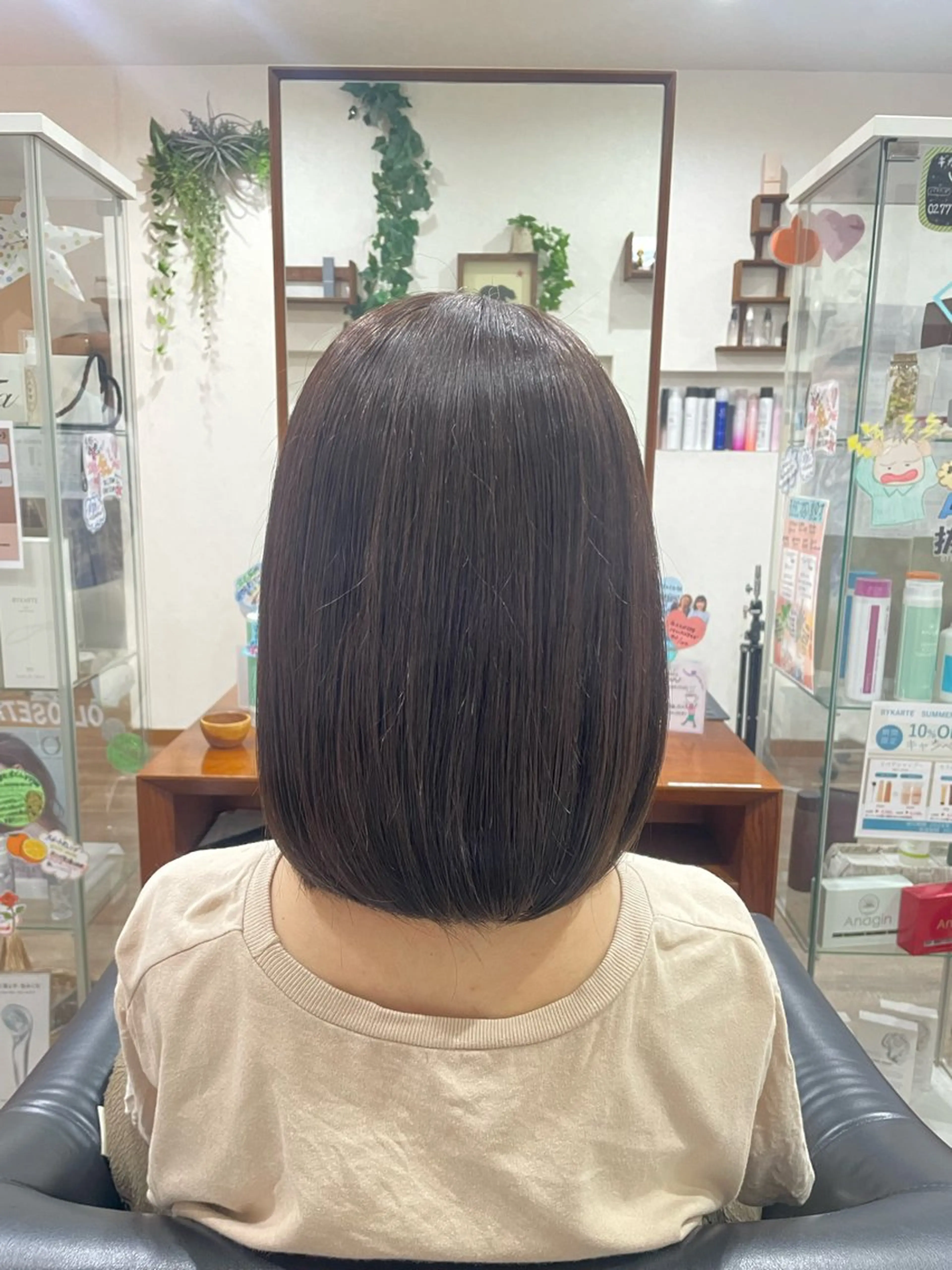 ミディアム カラー 笠間 悠月のヘアスタイル