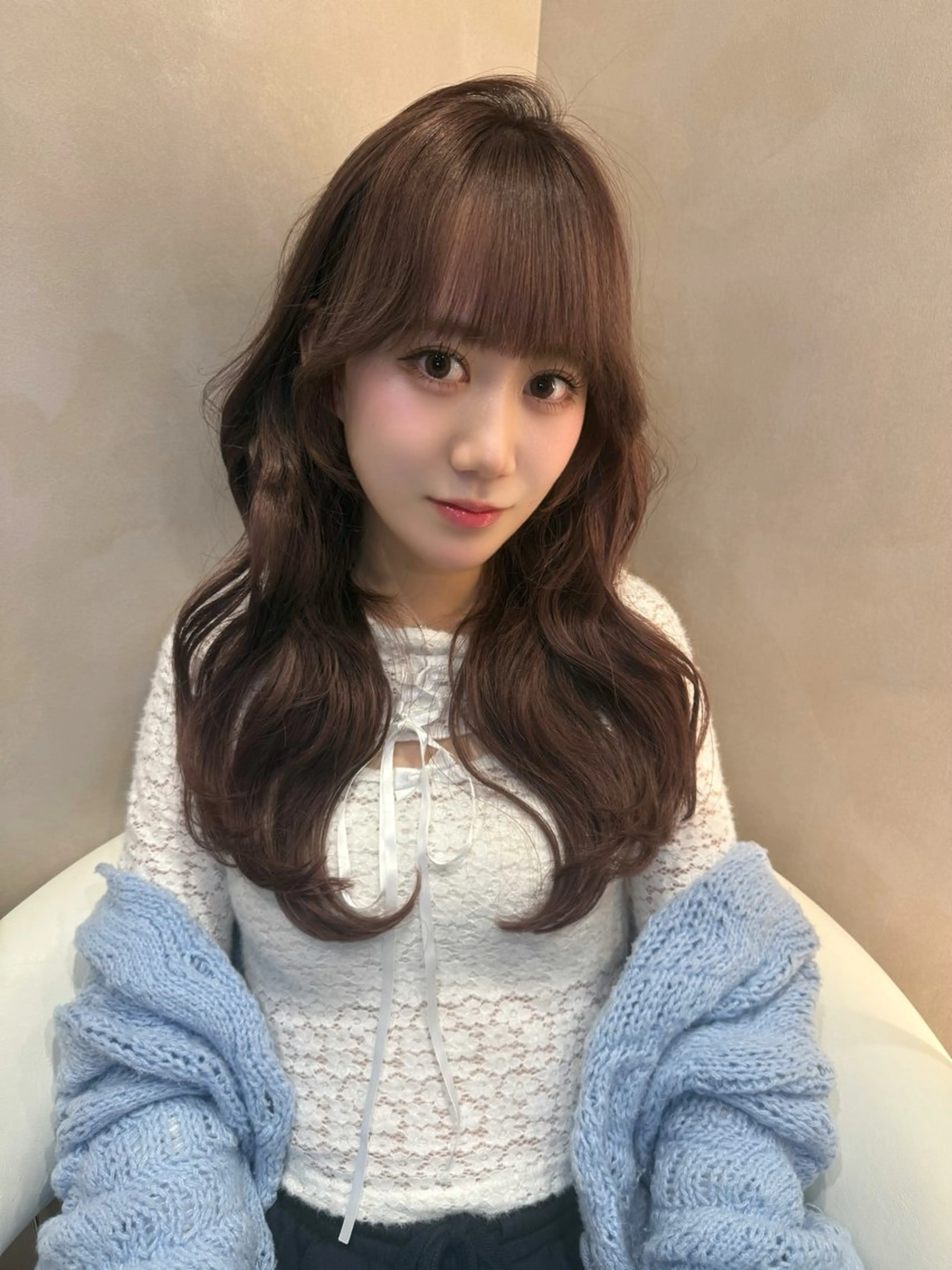 ロング 顔周りカット ヨシンモリ 韓国風ヘア レイヤーカット シースルーバング カット ヘアカラー 韓国ヘア/レイヤー/ 前髪/髪質改善/石川のヘアスタイル