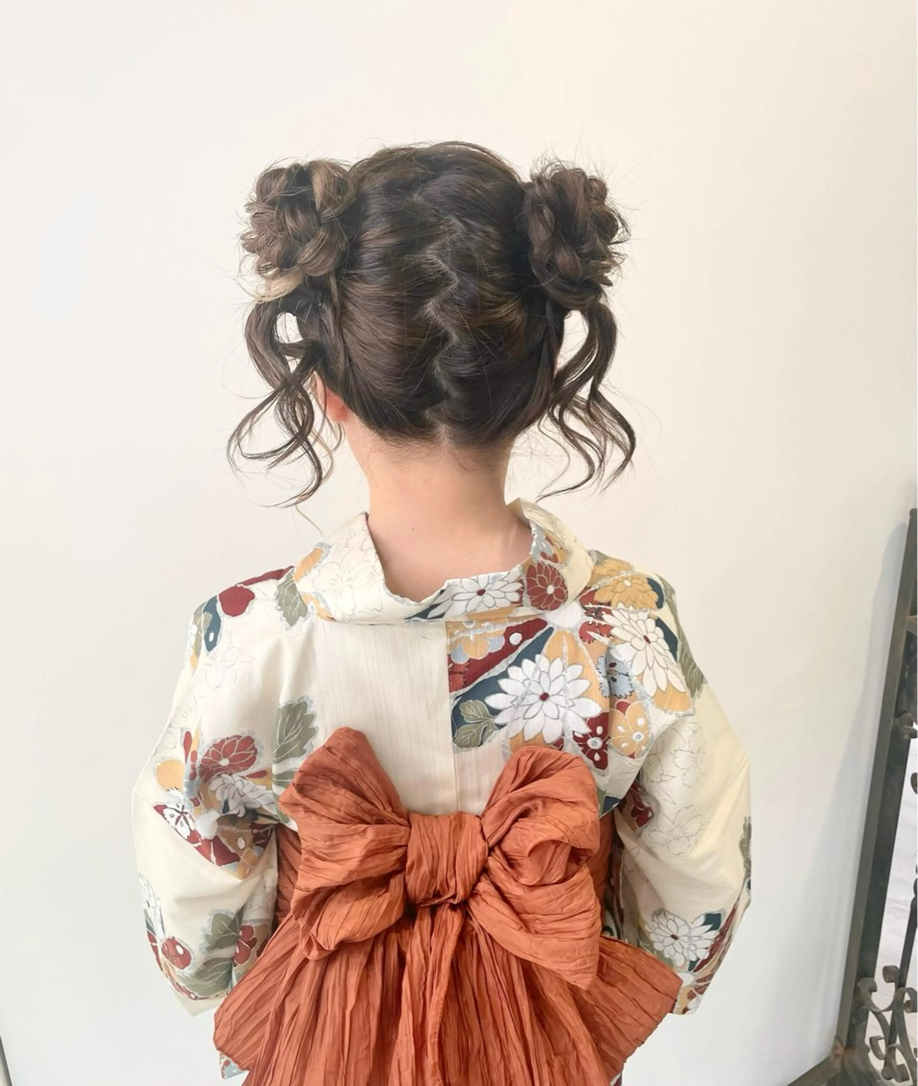 セミロング 佐藤 結花のヘアスタイル