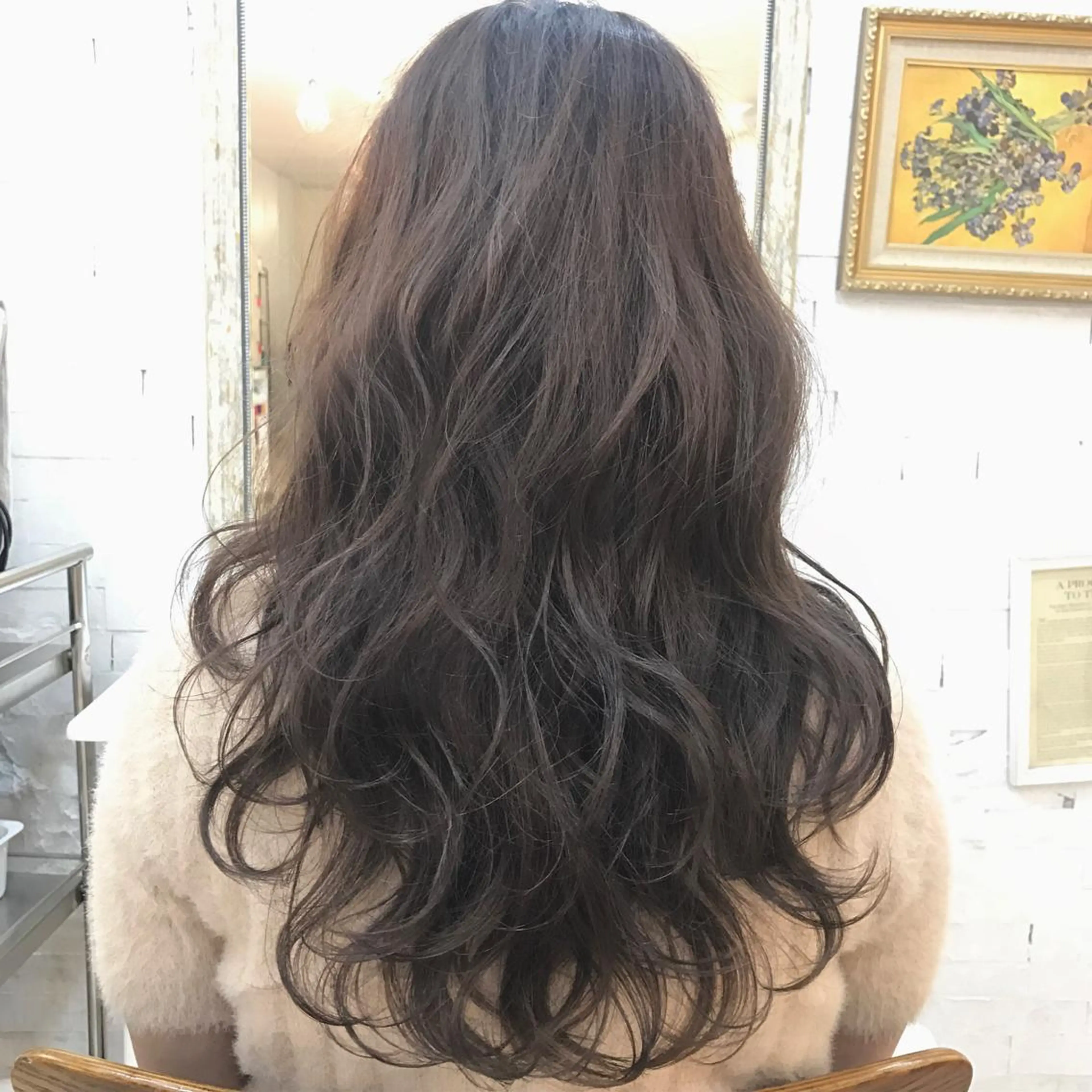 ロング カラー ヘアアレンジ ブリーチ グラデーションカラー ブリーチなしカラー バイオレットカラー Zina渋谷エリア マネージャShionのヘアスタイル