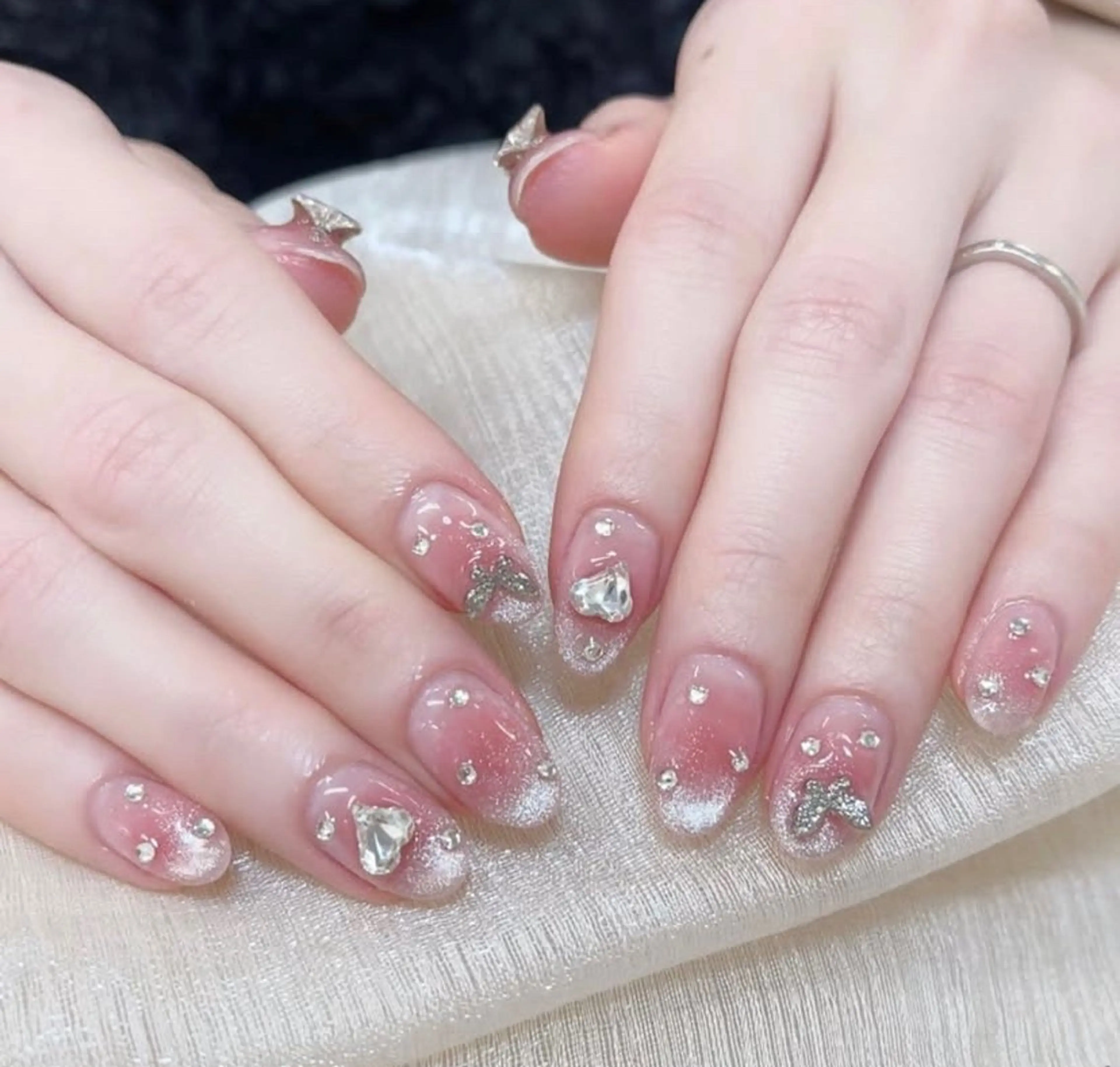 ネイル Hin Nail Osaka所属・Hin Nailsのネイルデザイン