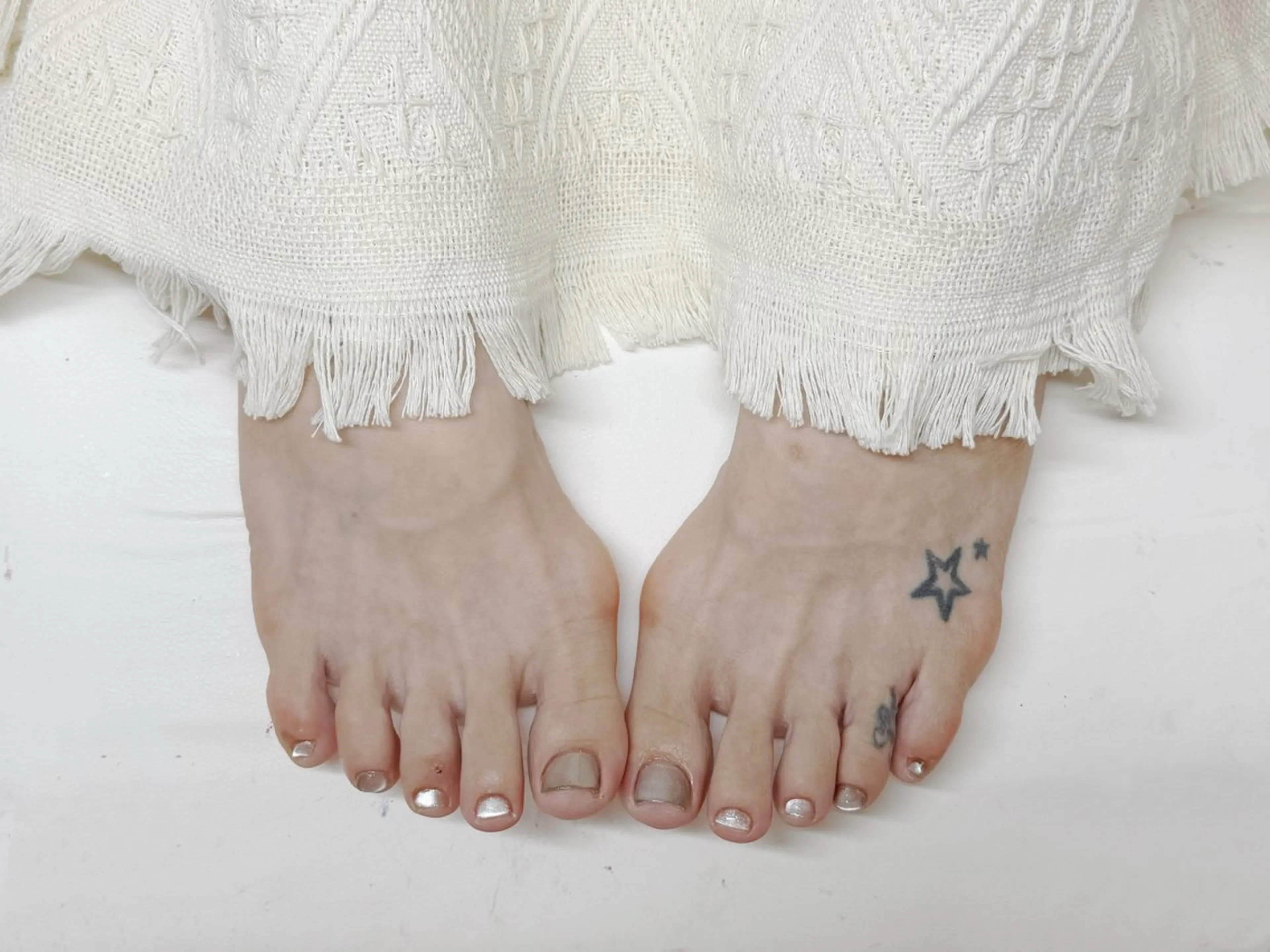 ネイル フットネイル ヨウ キョウセンのネイルデザイン