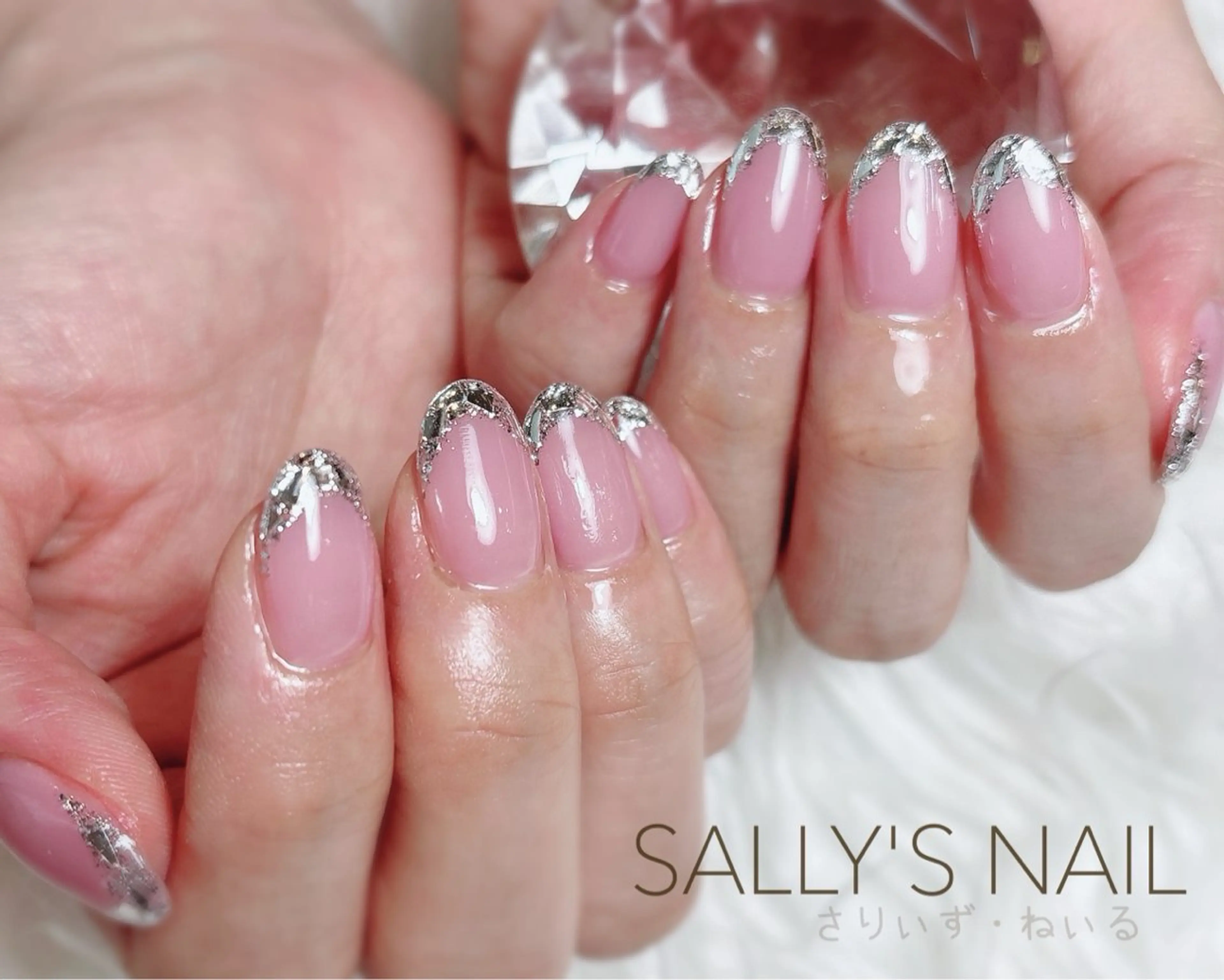 ネイル フレンチネイル ガラスフレンチ キラキラネイル 野村 リサのネイルデザイン