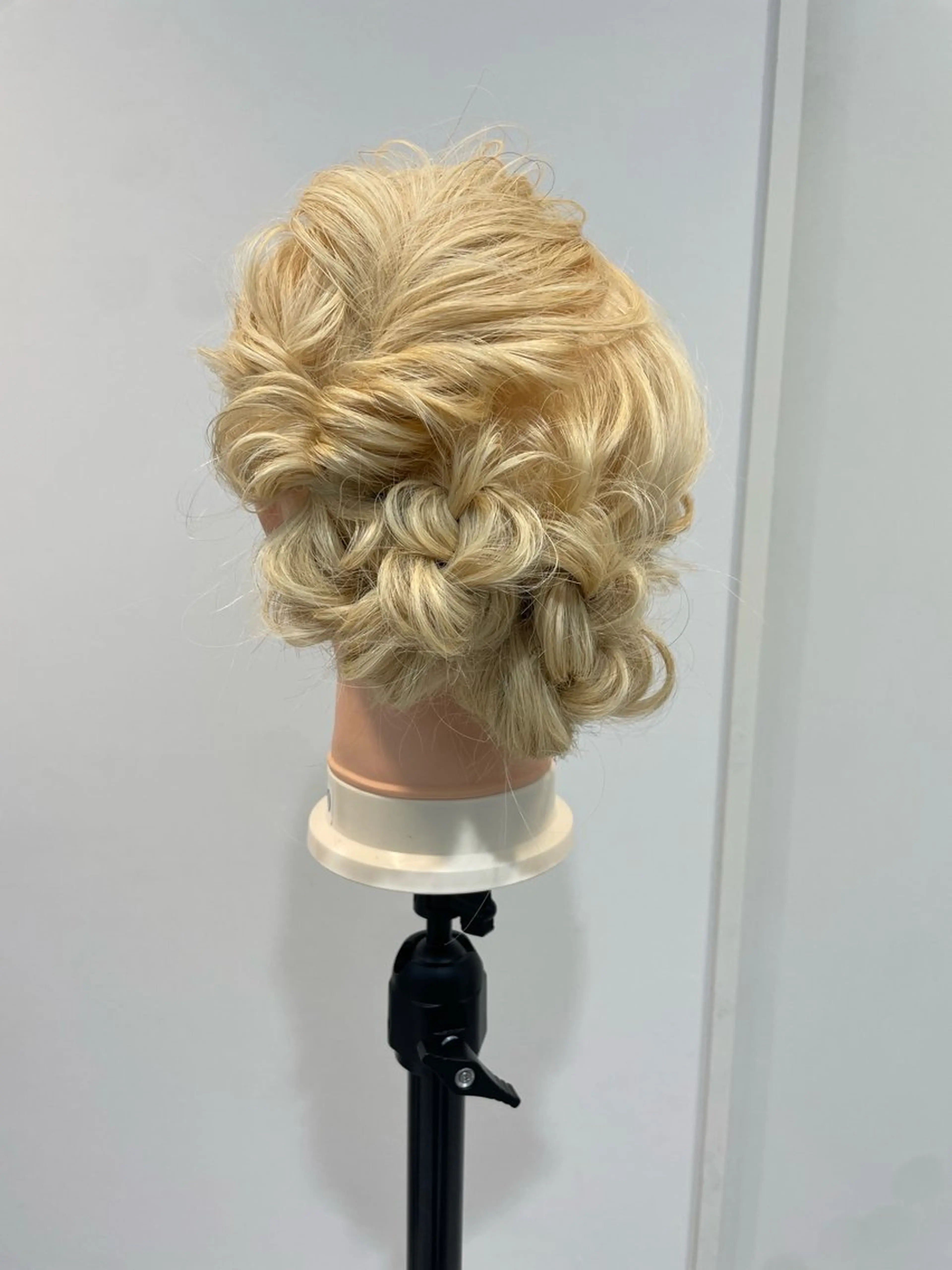 ロング ヘアセット 鎌倉/アレンジ/暗髪 /髪質改善/ ユキミのヘアスタイル