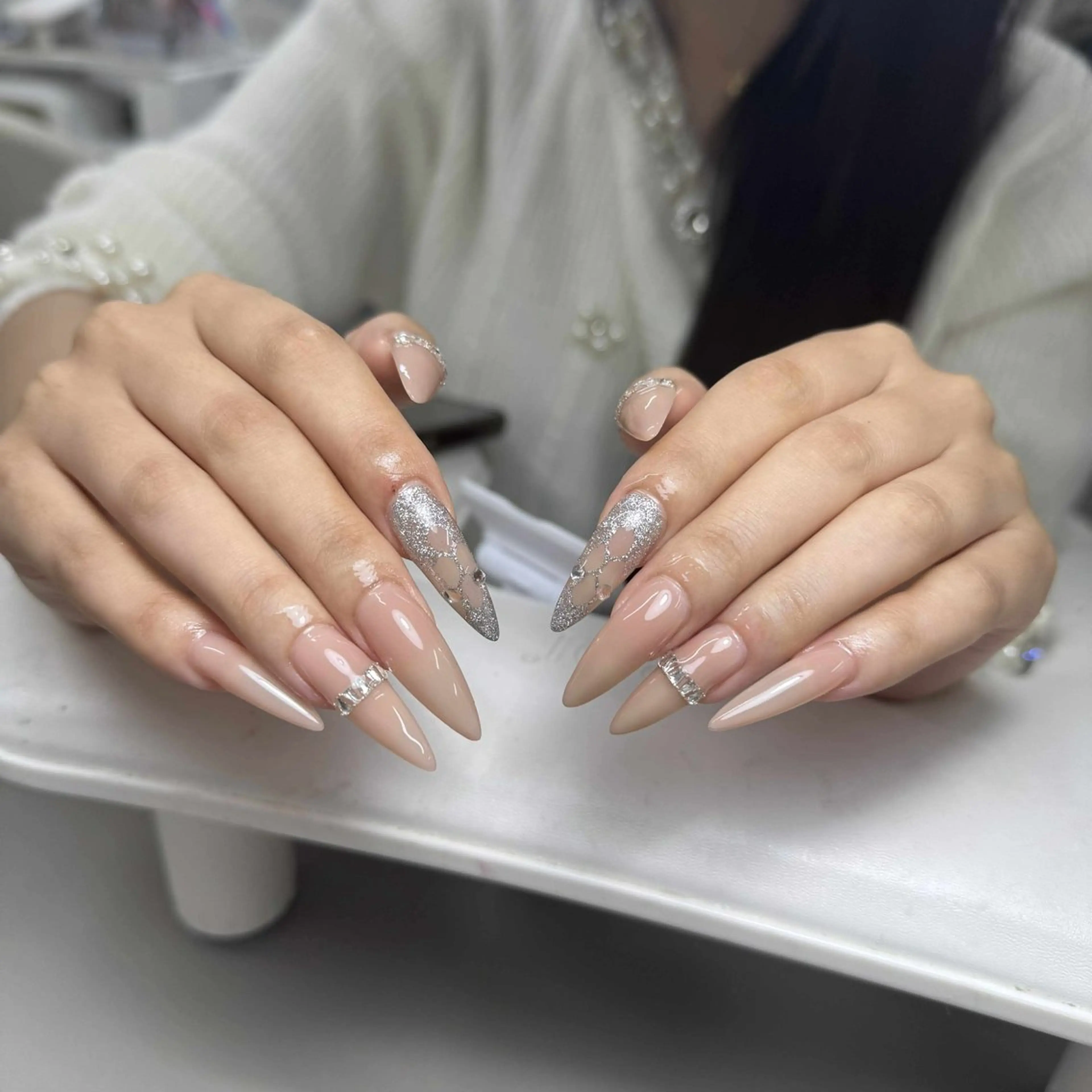 ネイル アートネイル ジェルネイル キラキラネイル 持ち込み シンプルネイル Nova Nail Salonのネイルデザイン
