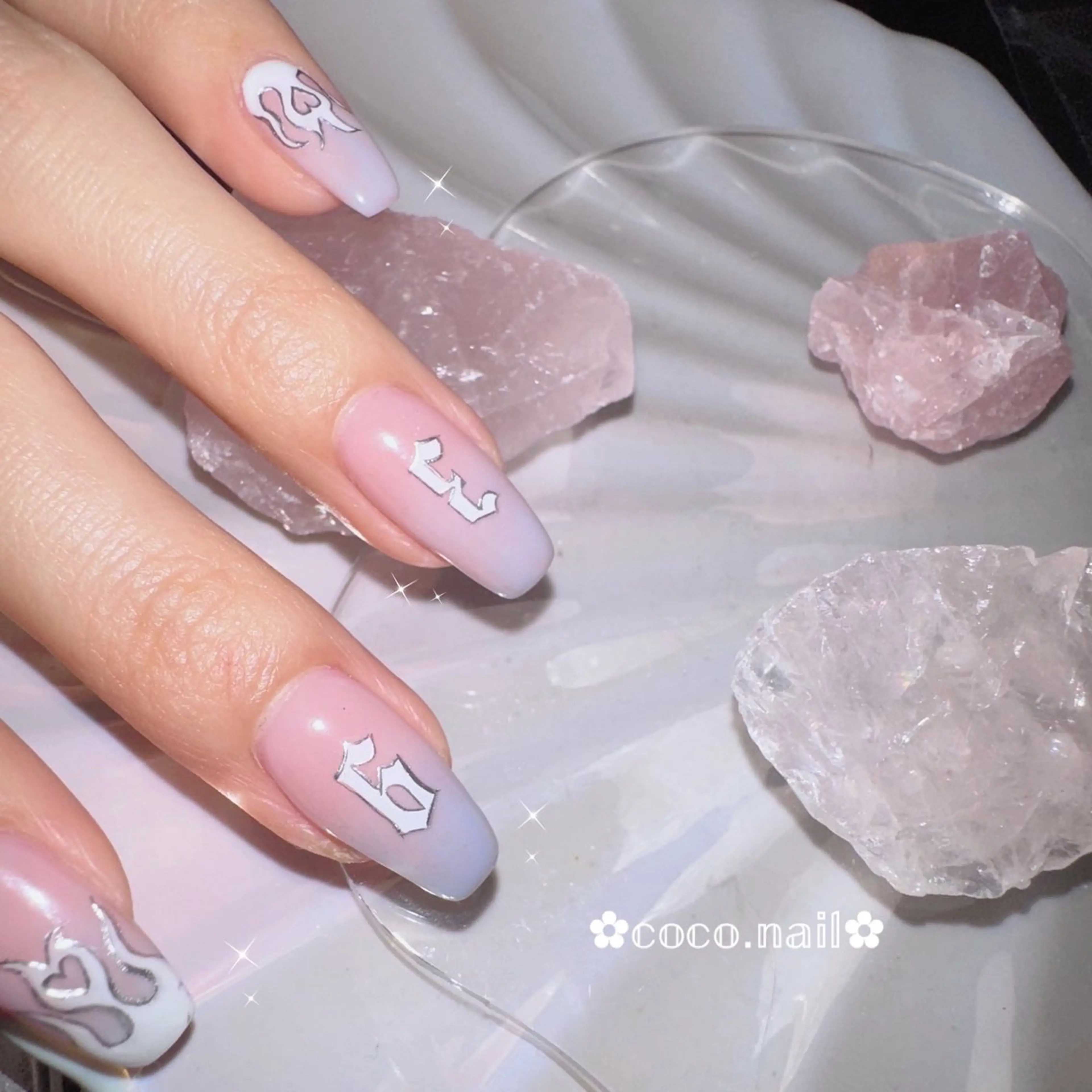 ネイル ハンドネイル lili.nail y2k/長さ出しのネイルデザイン