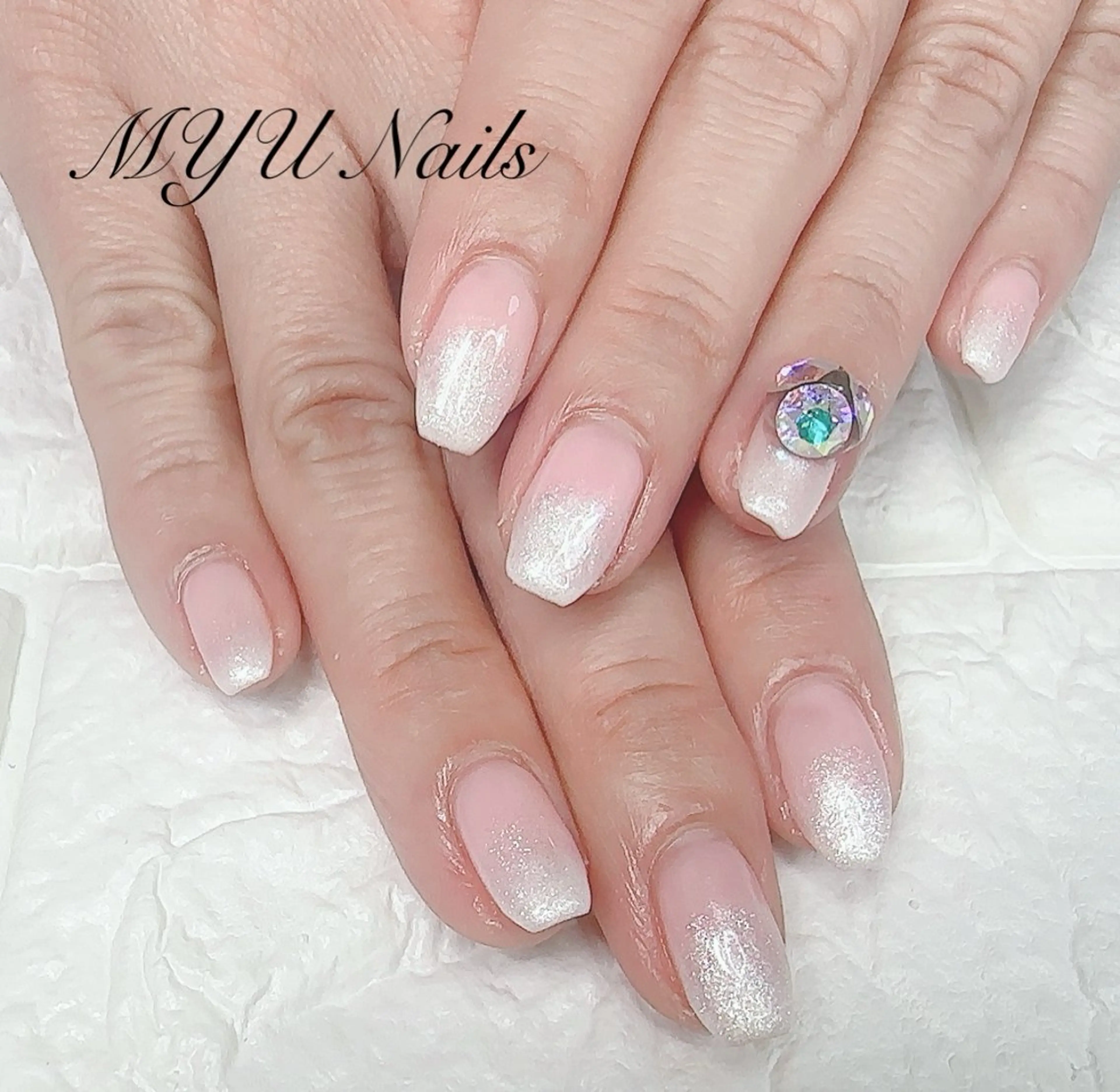 ネイル ジェルネイル 持ち込み パラジェル ニュアンスネイル🌈 MYU Nailsのネイルデザイン