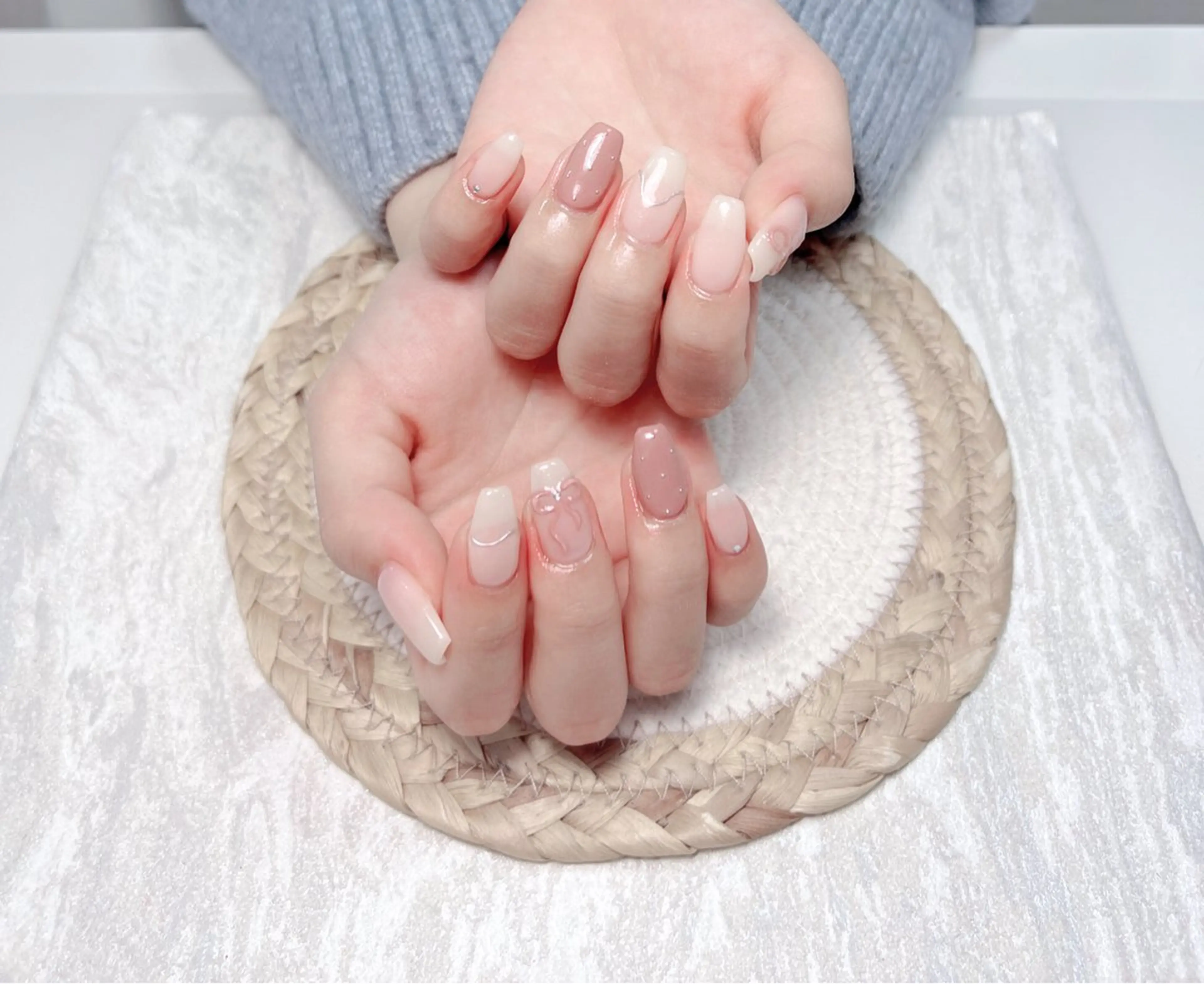 💅ハンド　デザイン90分コース✨//ストーン2個プレゼント🎀の写真