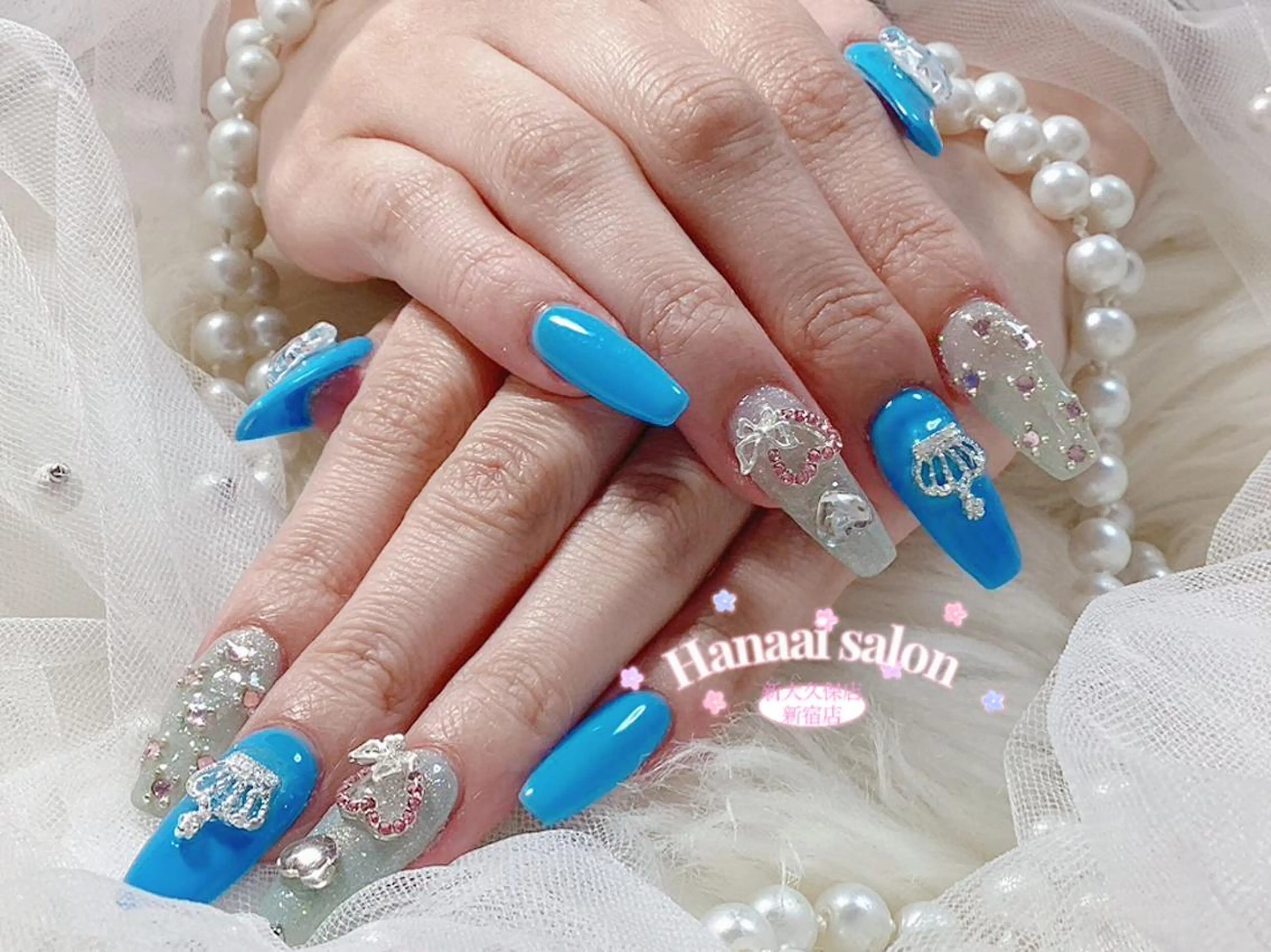 ネイル チークネイル ジェルネイル 韓国ネイル 持ち込み パラジェル ハンドネイル Hanaai Salon新大久保店のネイルデザイン