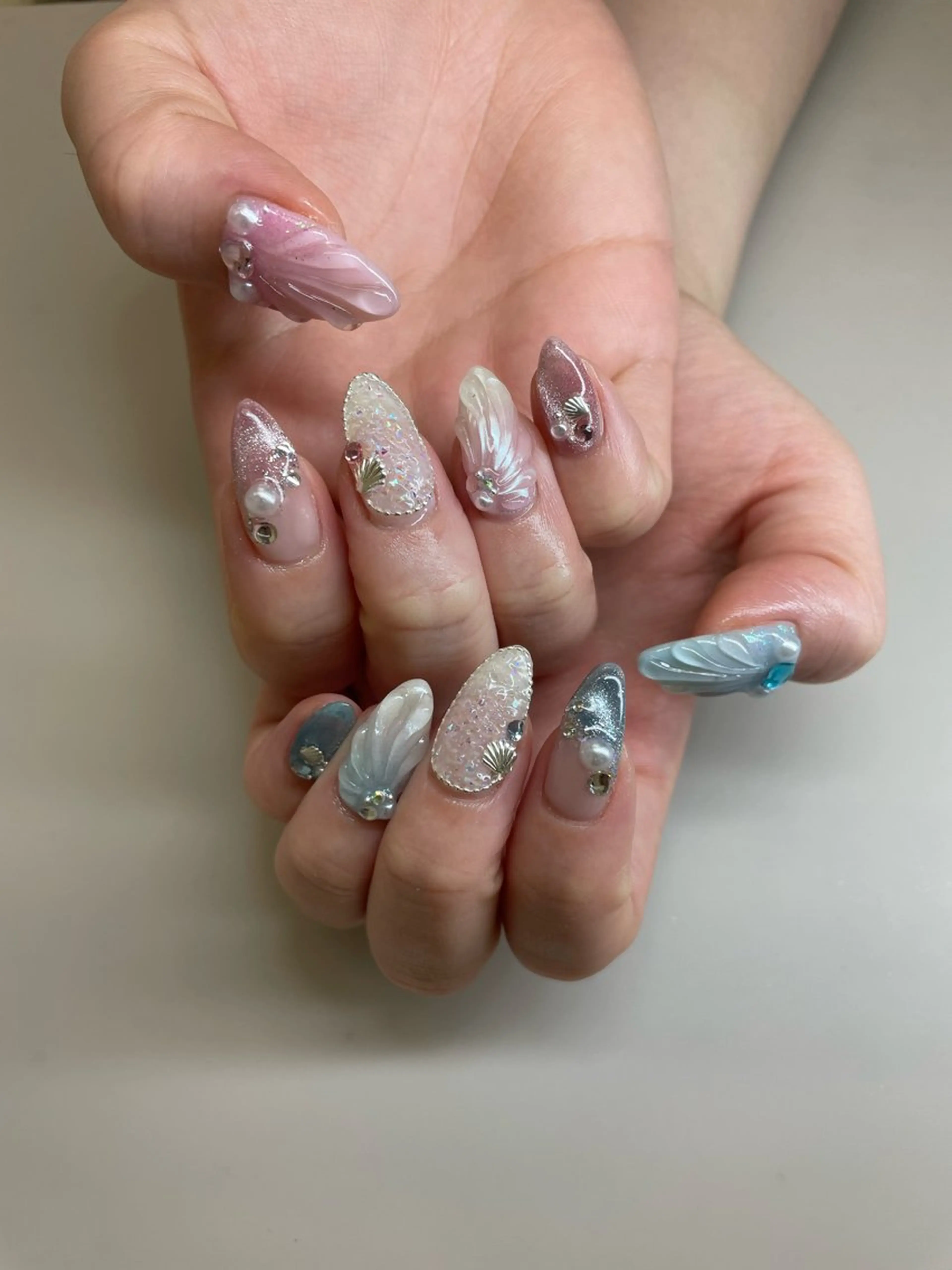 ネイル ハンドネイル Hisaka Mikiのネイルデザイン