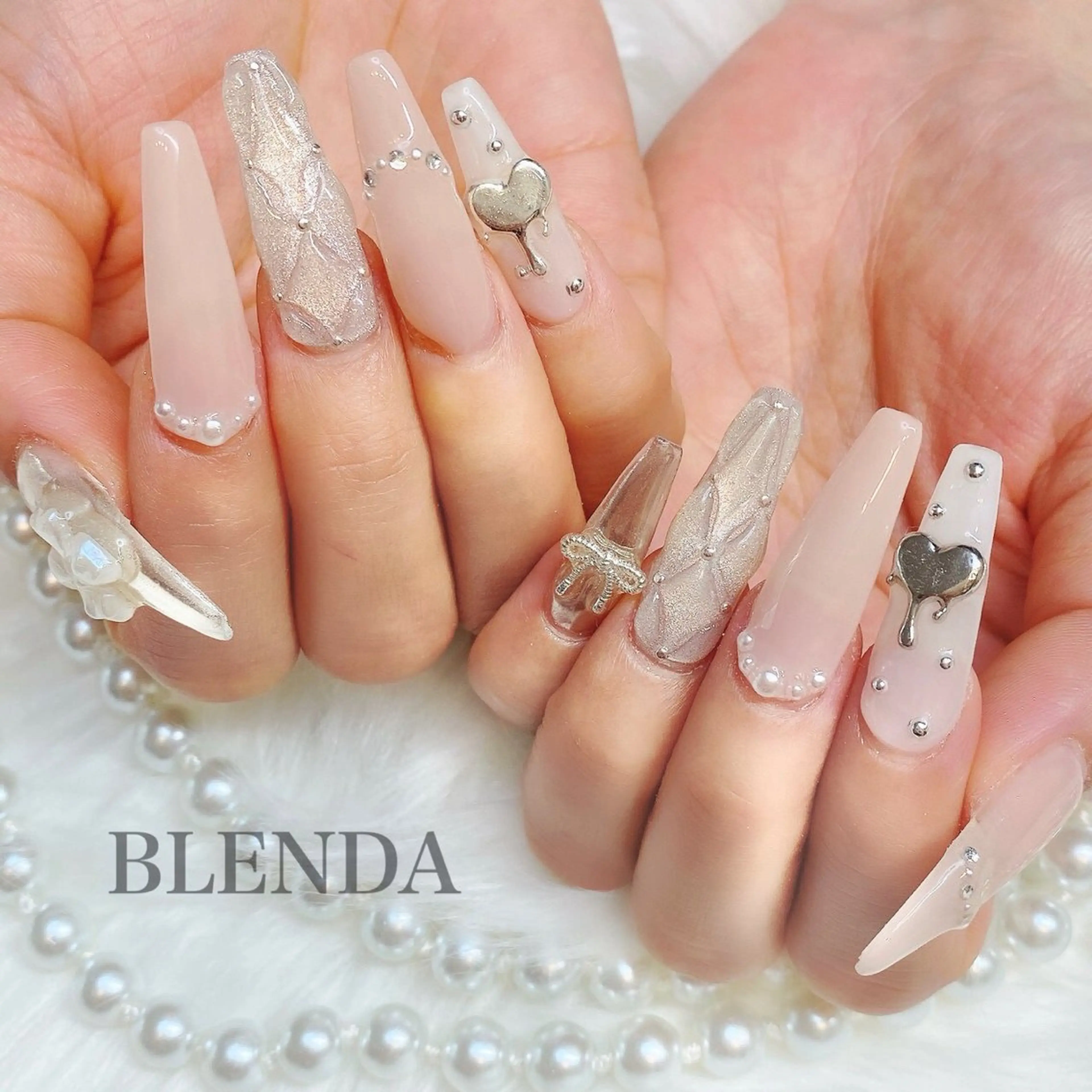 ネイル BLENDA 【ブレンダ】のネイルデザイン