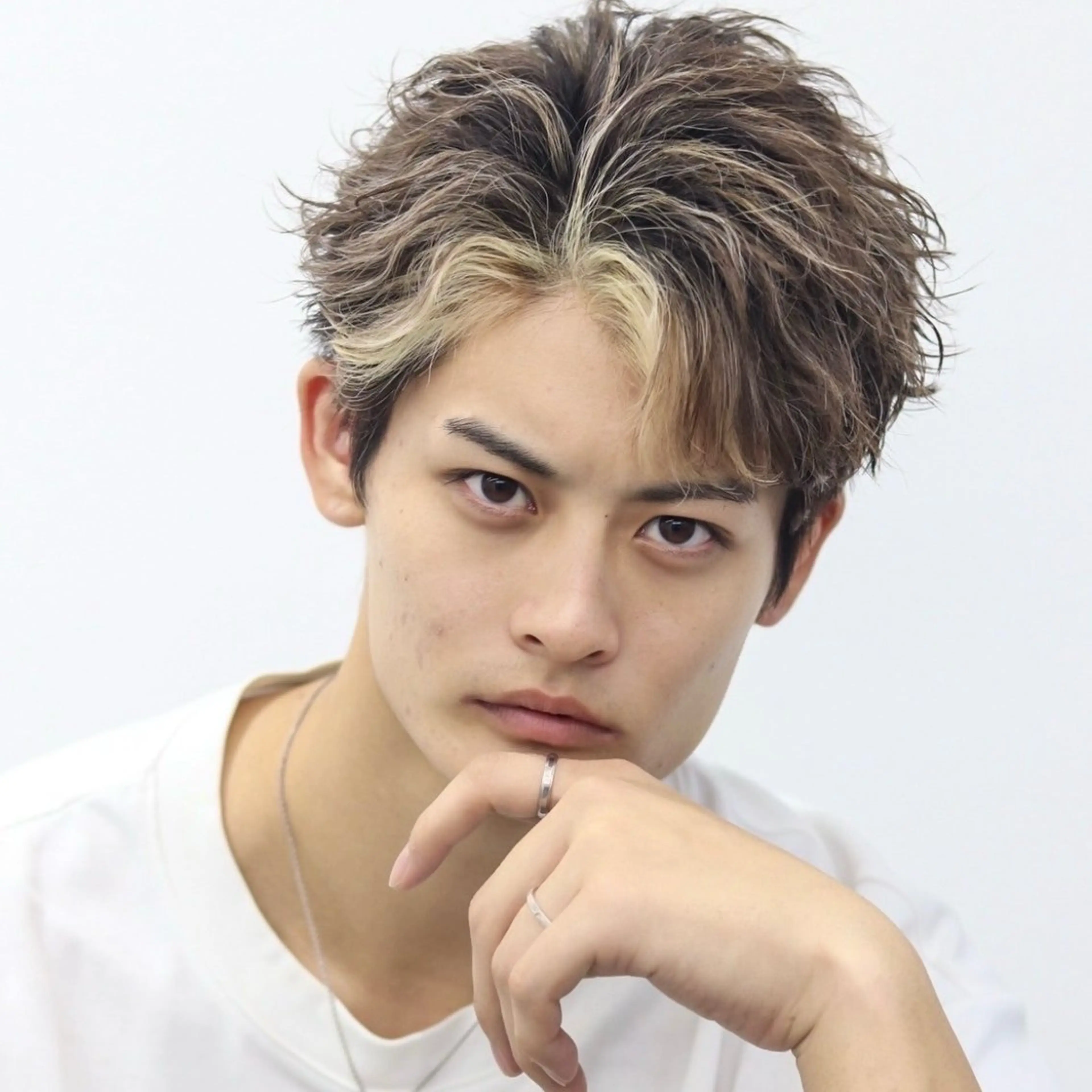 ショート カラー パーマ メンズ ハイトーン/メンズマ ッシュ/KYOHEIのヘアスタイル